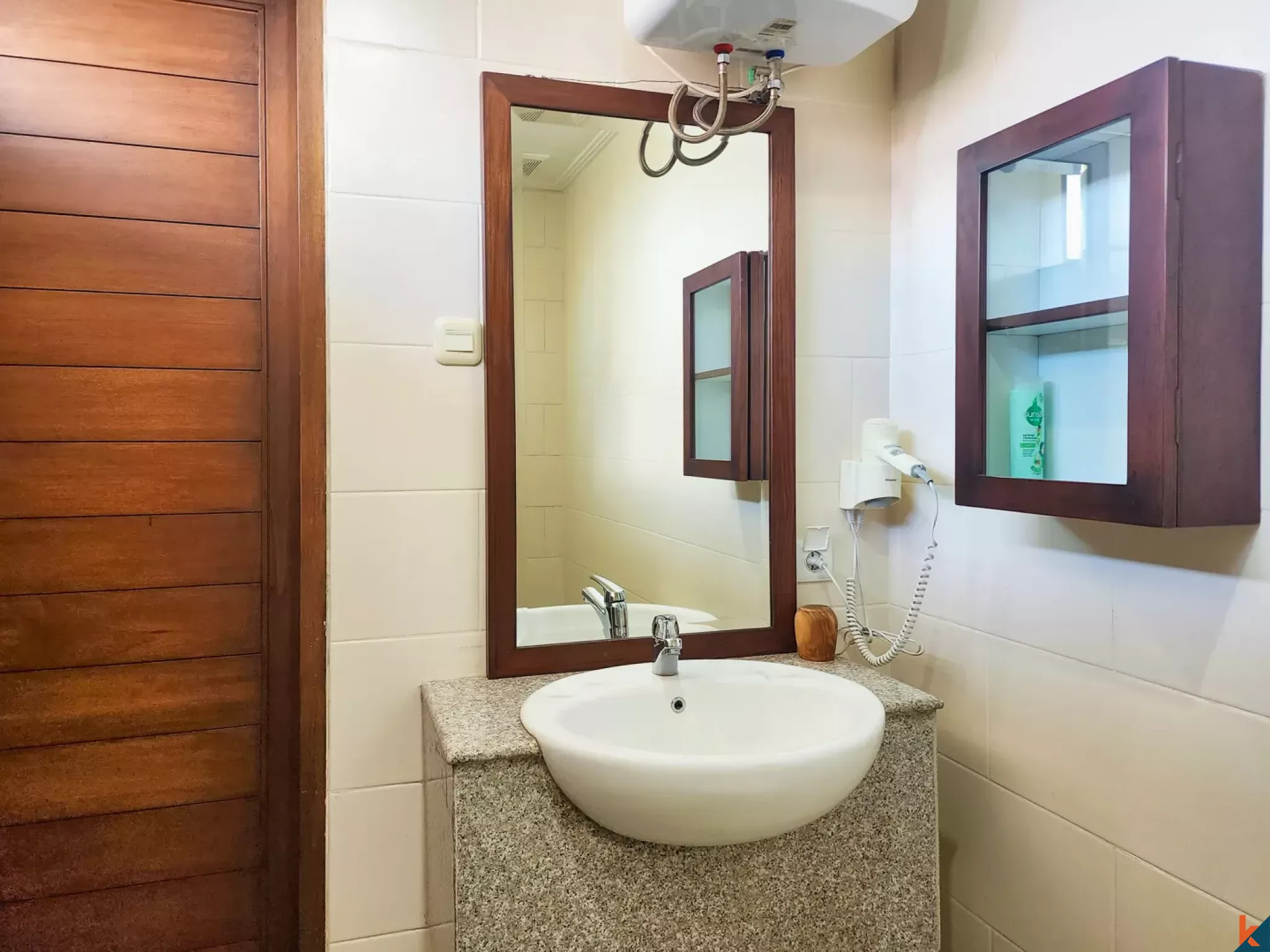 Freehold three bedroom townhouse for sale in secure residential area of Nusa Dua