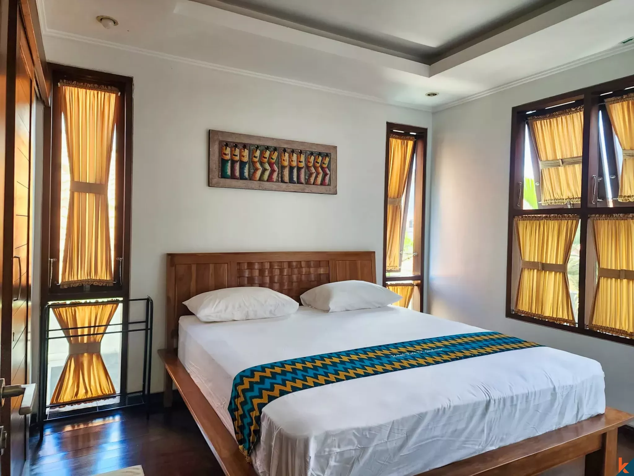 Freehold three bedroom townhouse for sale in secure residential area of Nusa Dua