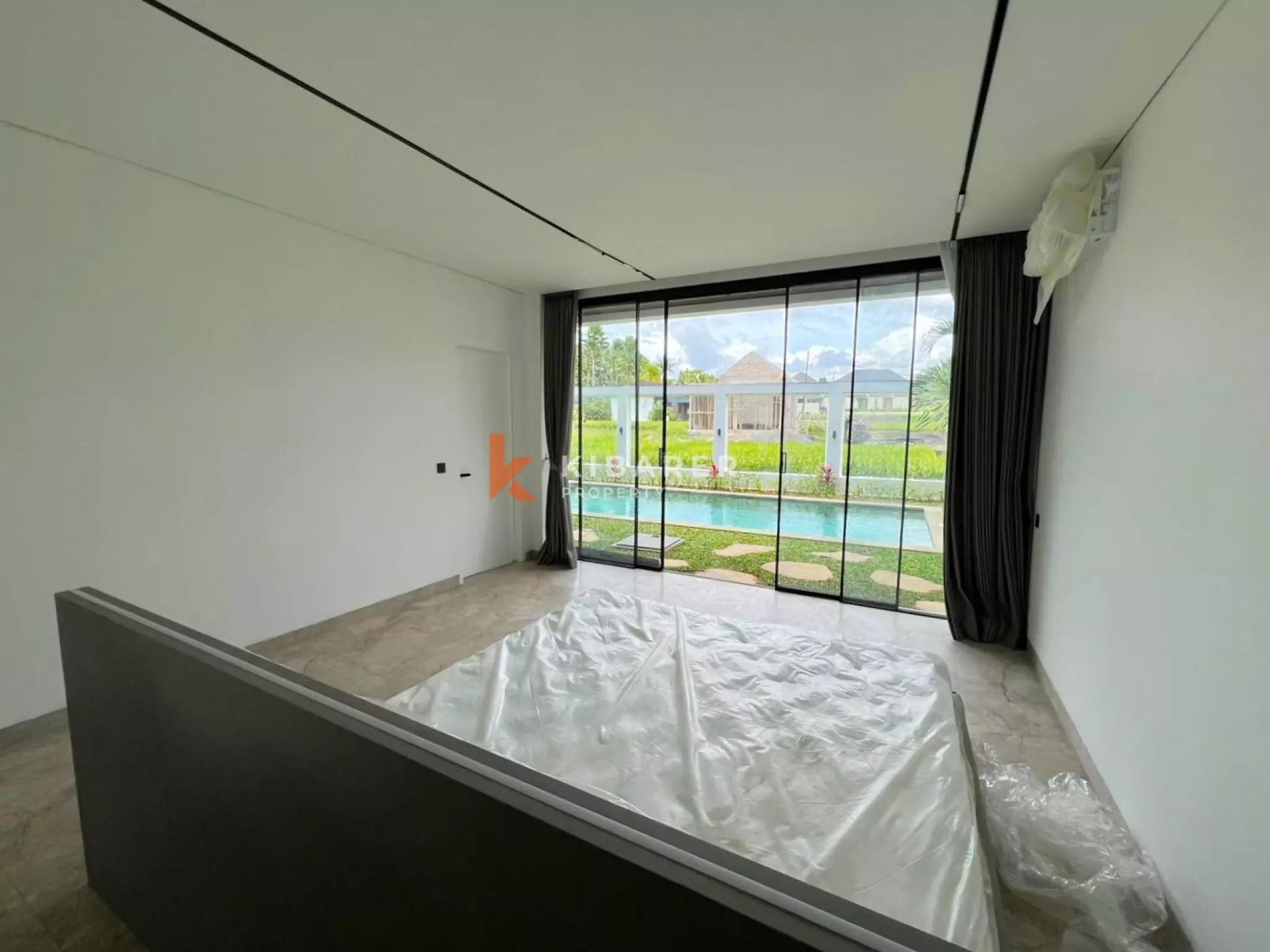 Private Three Bedroom Modern Villa Overlooking Ricefields & Mountains View in Ubud