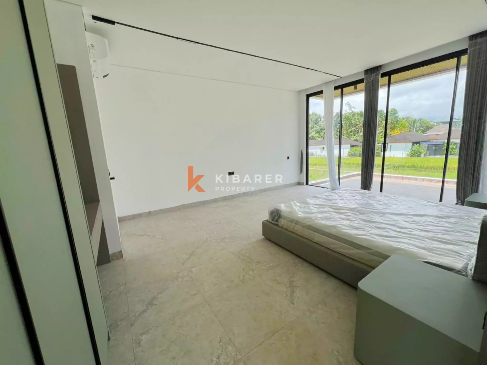 Private Three Bedroom Modern Villa Overlooking Ricefields & Mountains View in Ubud