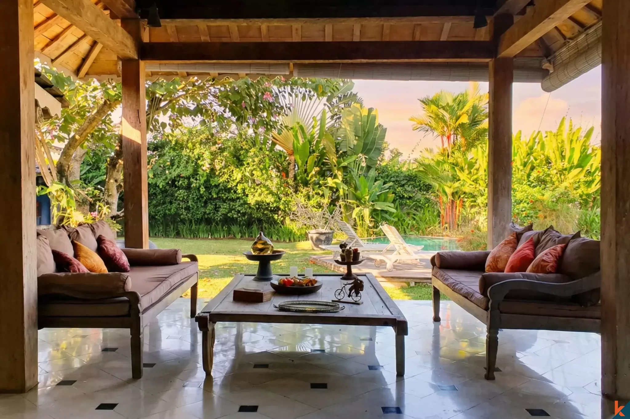 Élégante villa de quatre chambres à coucher en location à Umalas, quartier privilégié