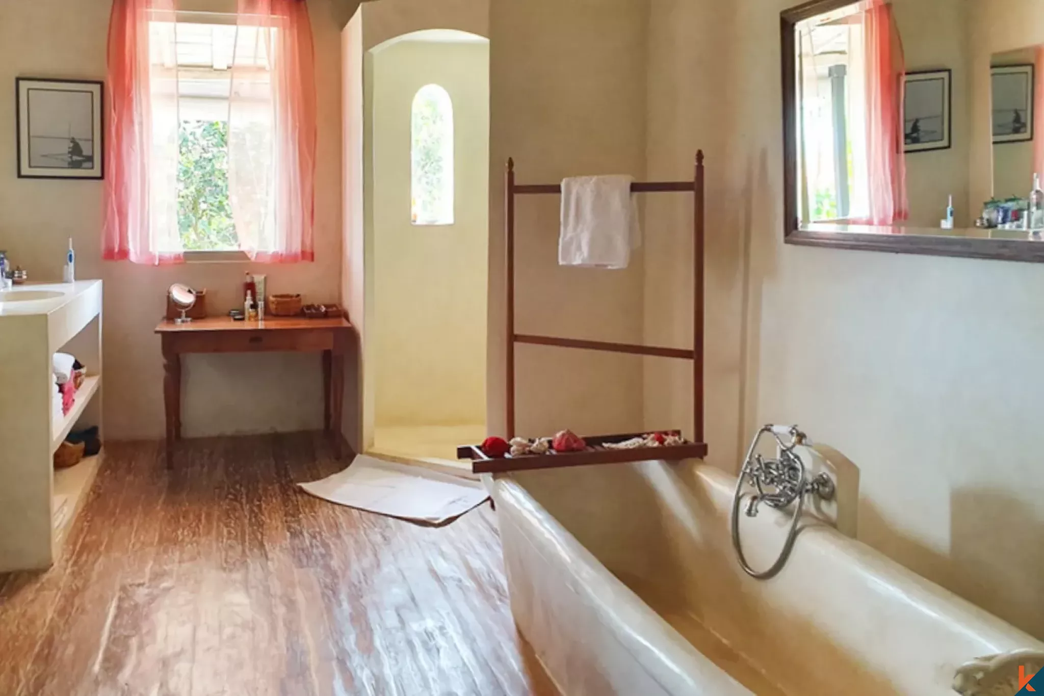 Élégante villa de quatre chambres à coucher en location à Umalas, quartier privilégié