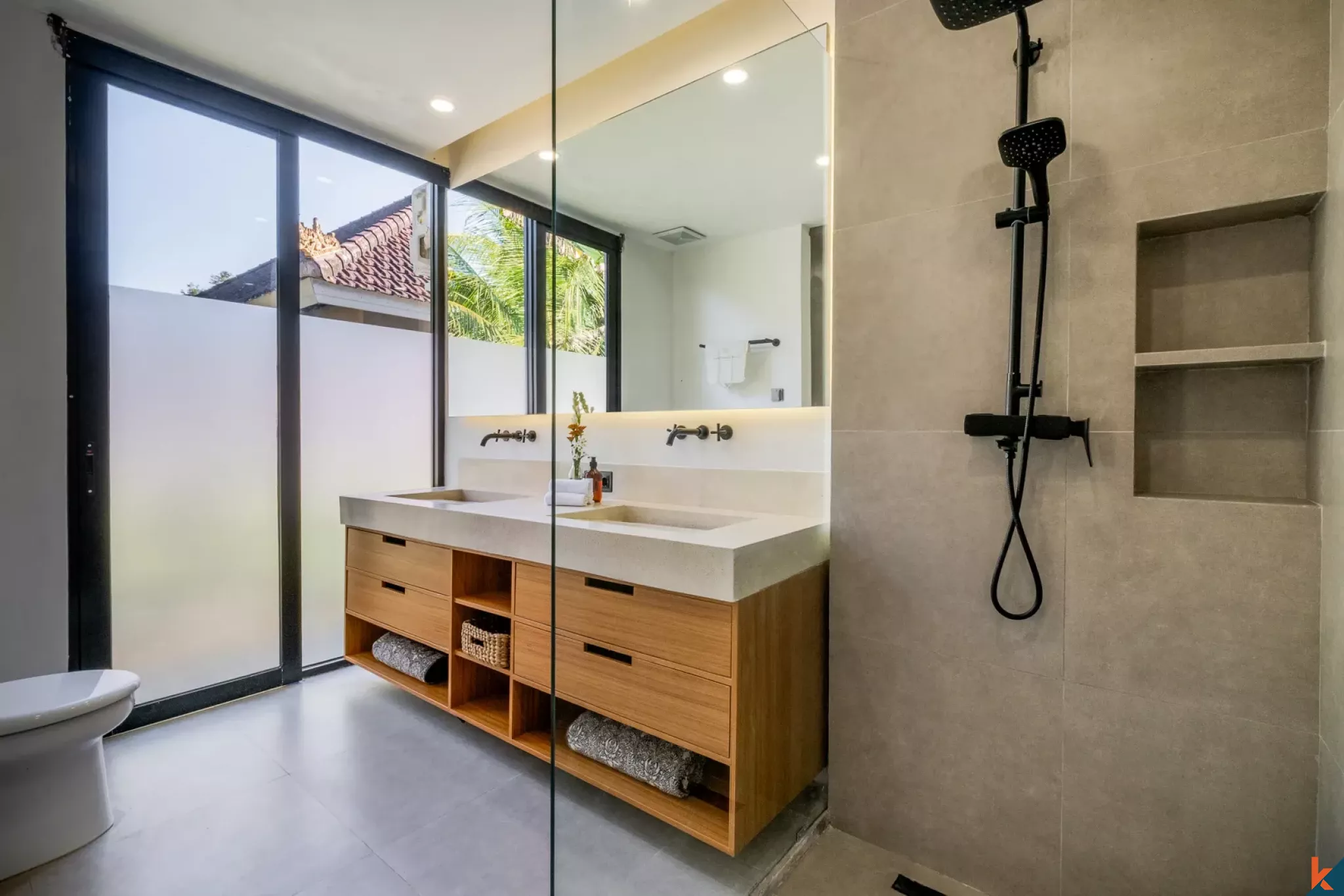 Elegant three bedroom modern balinese villa for lease in Ubud