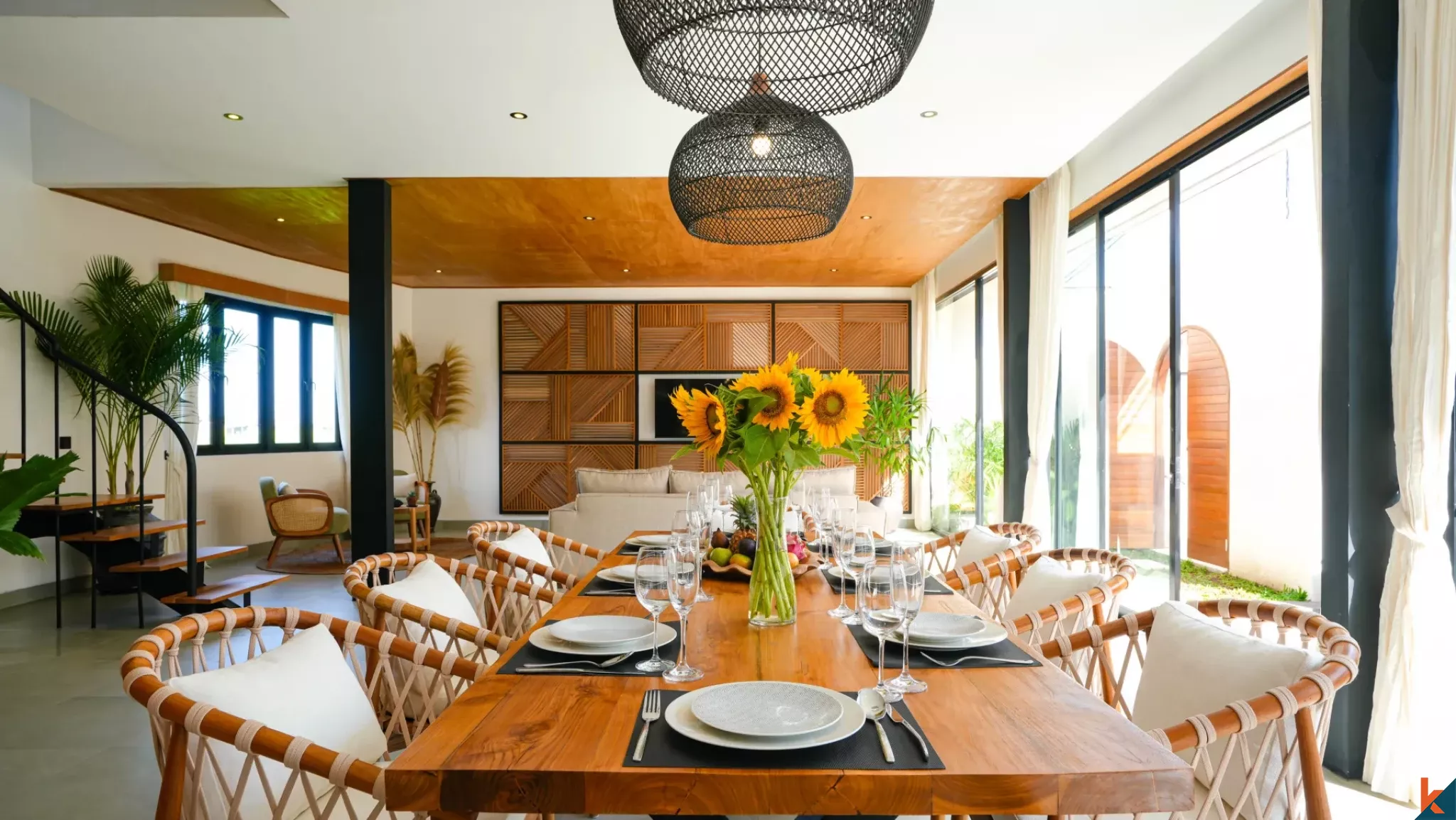 Amazing Three Bedroom villa with Long Lease in Cemagi