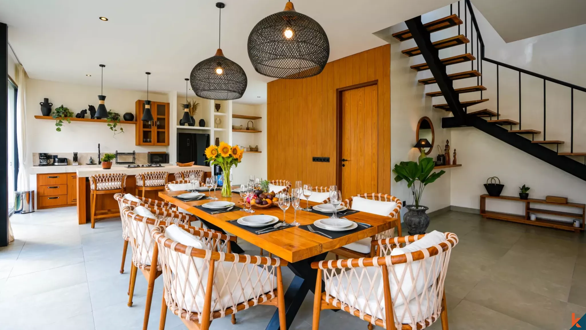 Amazing Three Bedroom villa with Long Lease in Cemagi