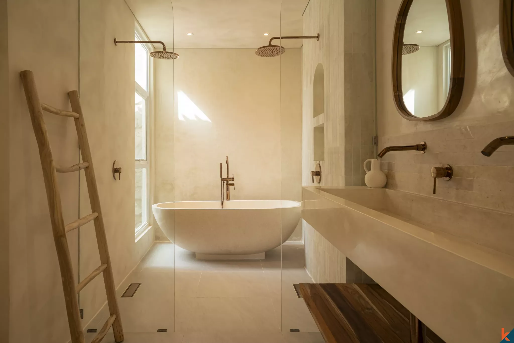 Vila Mediterania 2 Kamar Tidur yang Tenang di Tibubeneng