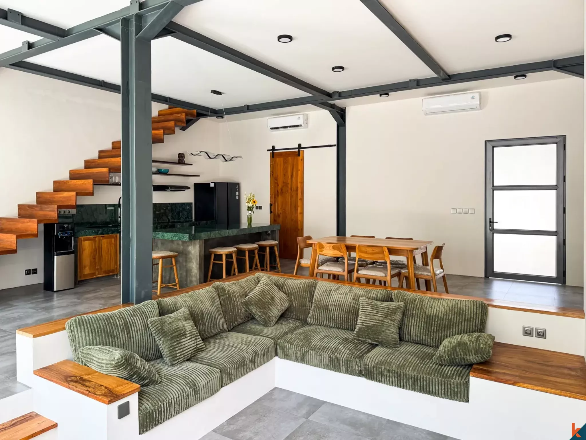 Brand New Freehold Three Bedroom Stylish Property in Ungasan