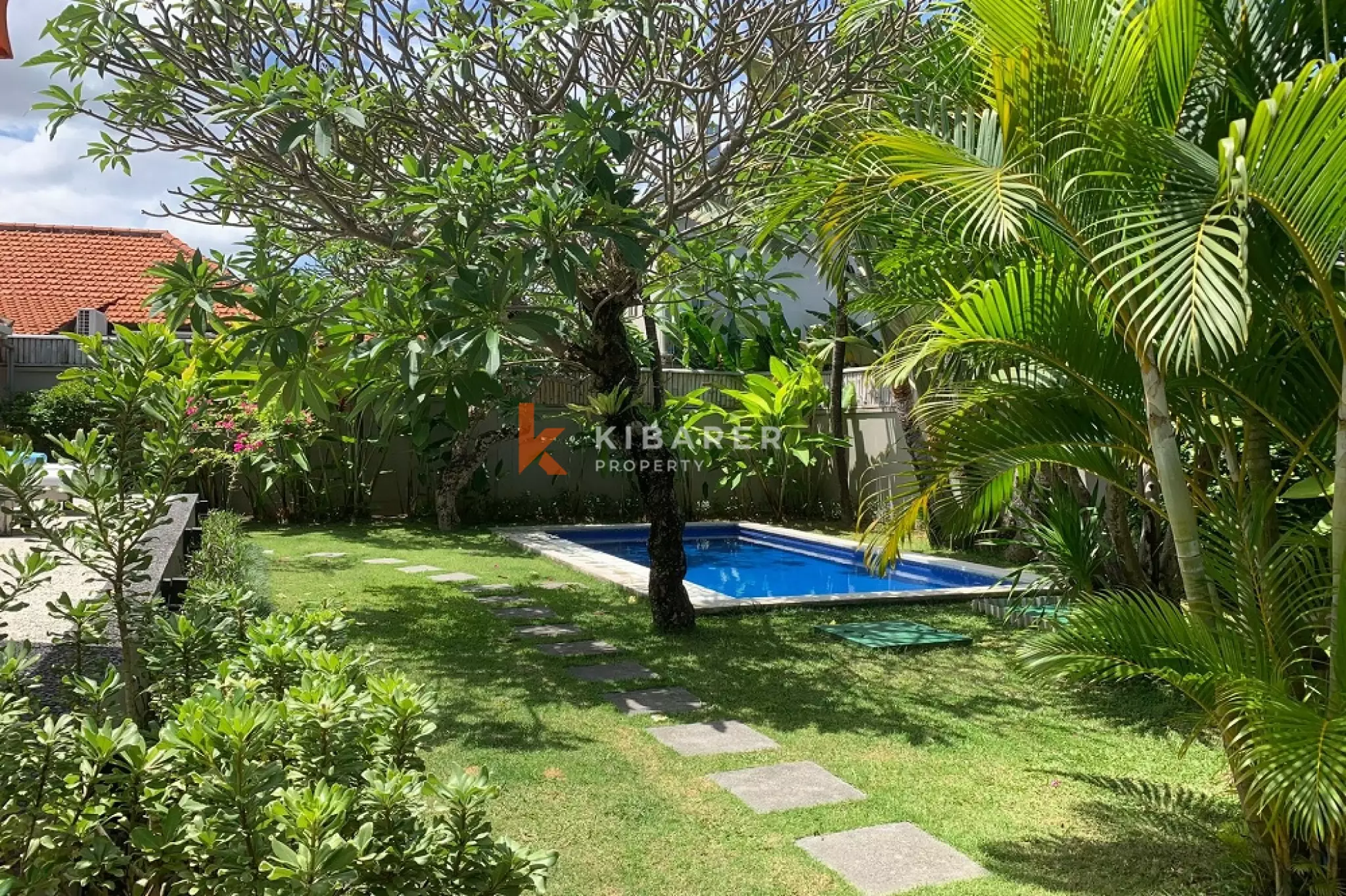 Serene Garden Two-Bedrooms with Open Living and Pool in Umalas
