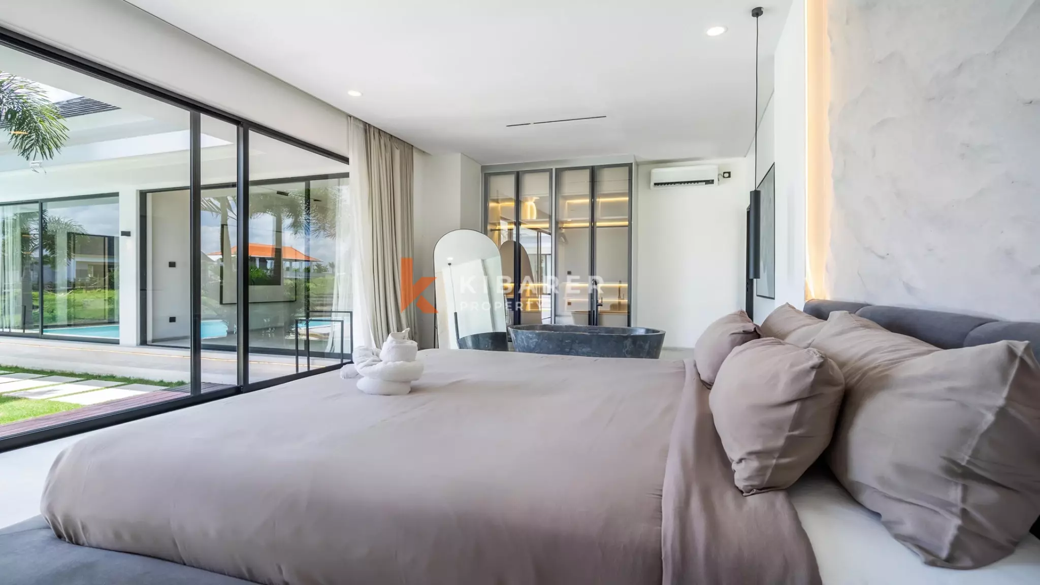 Where Design Meets Nature – Five-Bedroom Luxury Villa in Pererenan