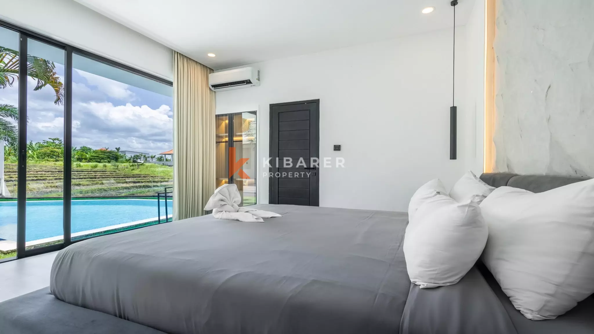 Where Design Meets Nature – Five-Bedroom Luxury Villa in Pererenan