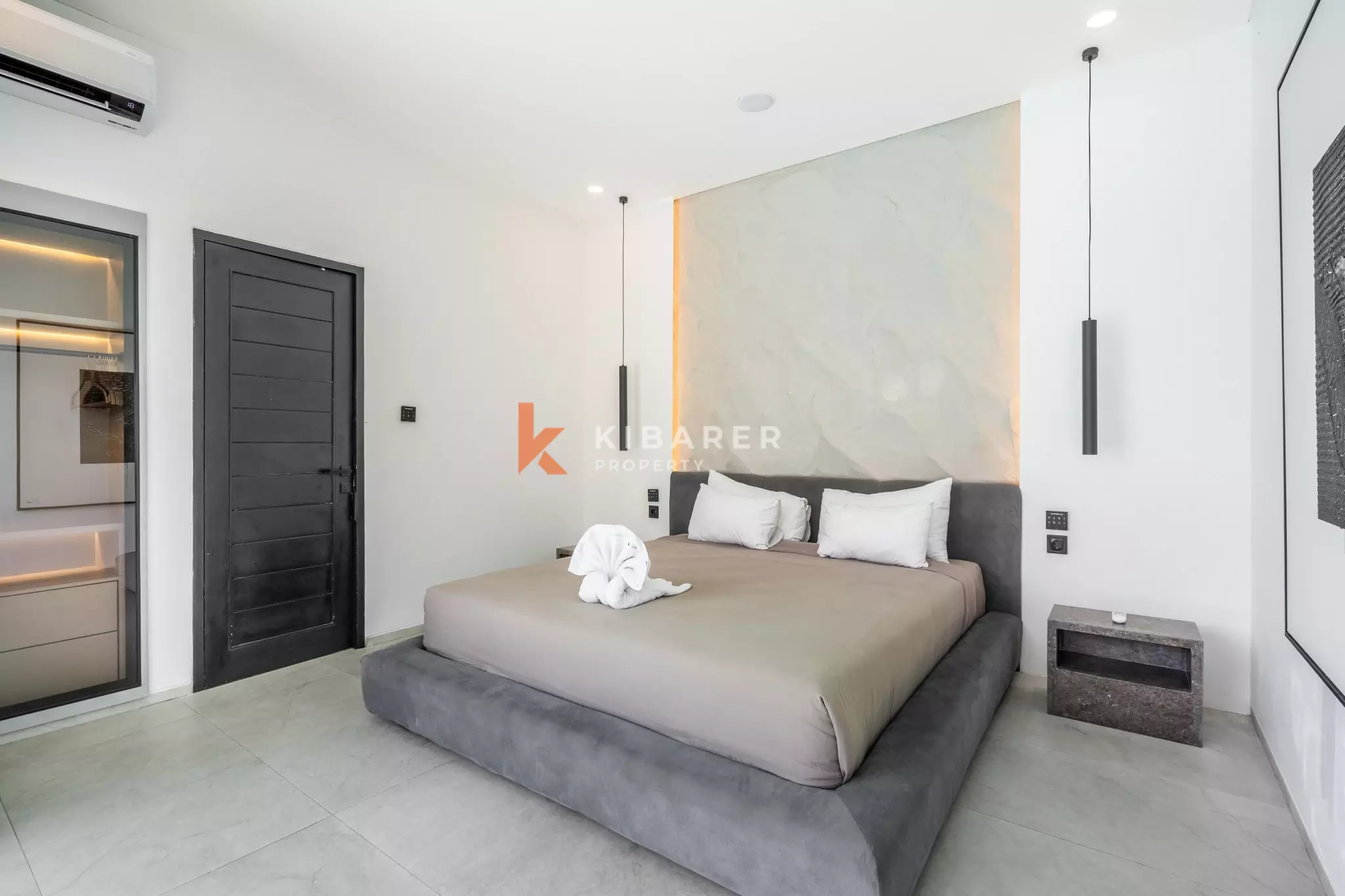 Where Design Meets Nature – Five-Bedroom Luxury Villa in Pererenan