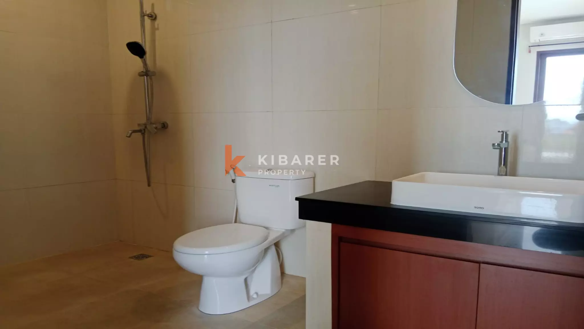 Charmante villa meublée de trois chambres à Padonan