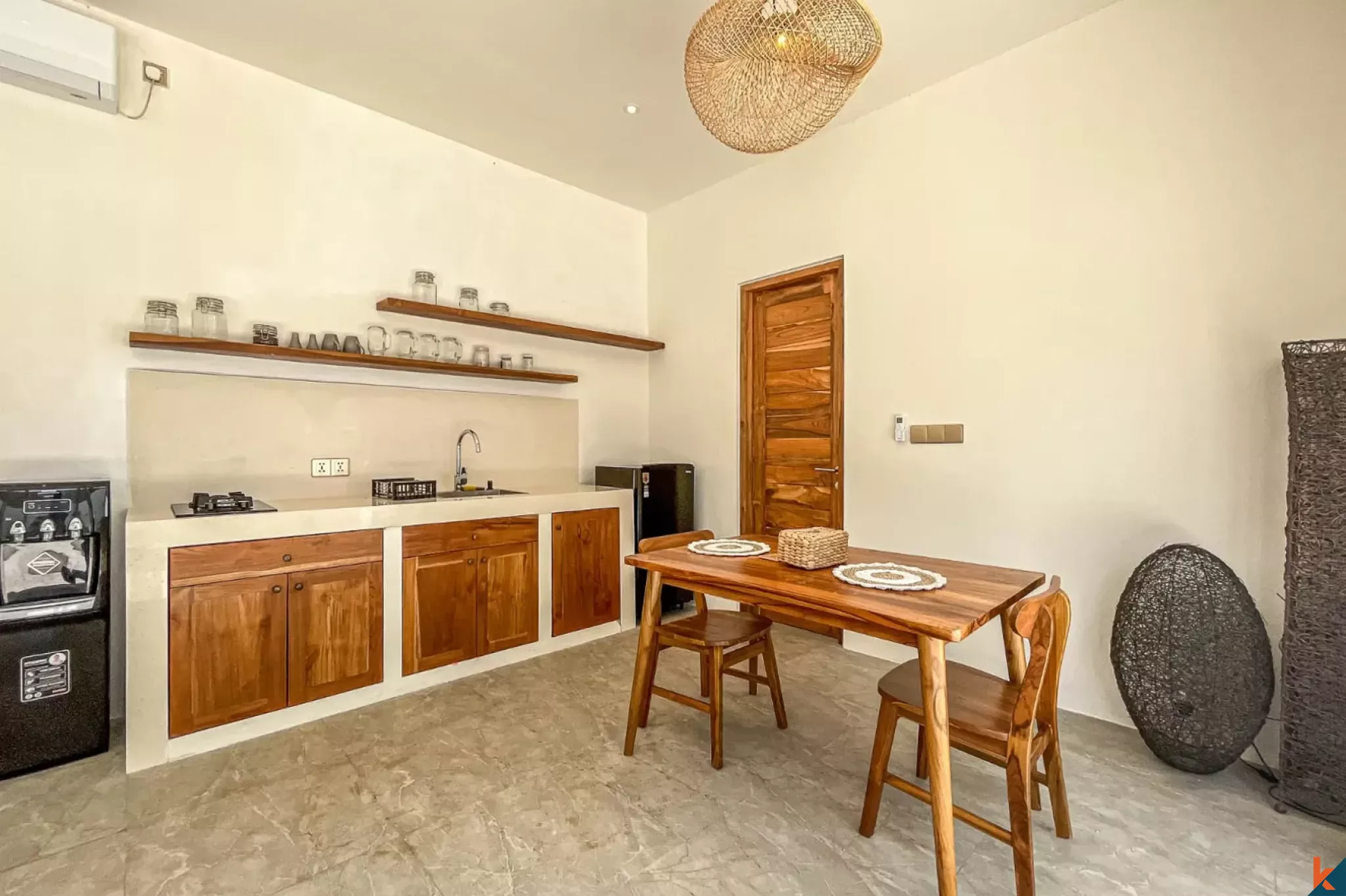 Elegant two bedroom villa for lease in Nyang Nyang