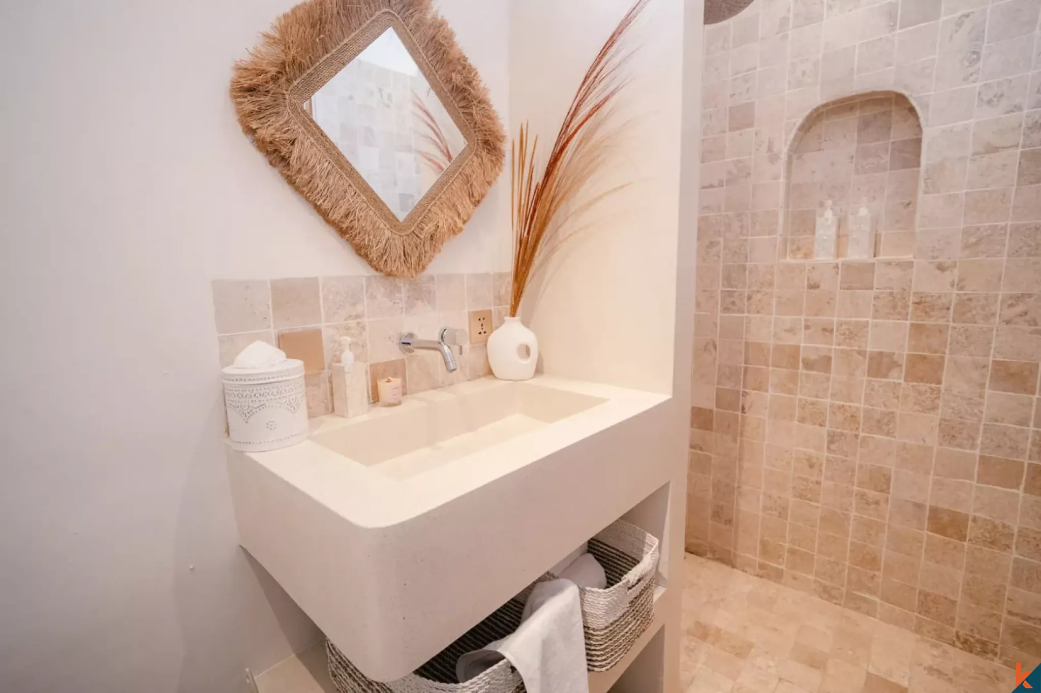 Elegant two bedroom villa for lease in Nyang Nyang