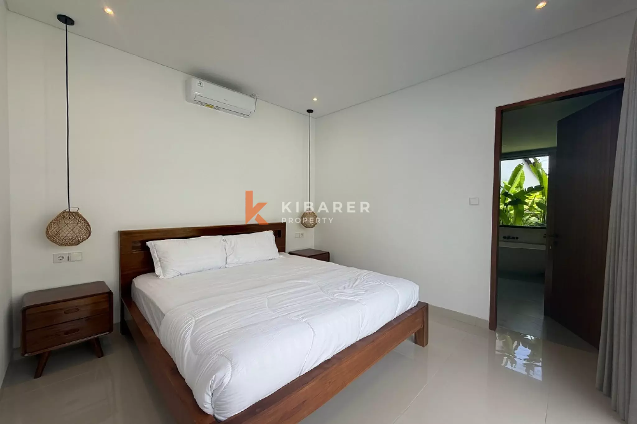 Sunken-Living Two-Bedrooms Villa with Bathtub in Peaceful Munggu