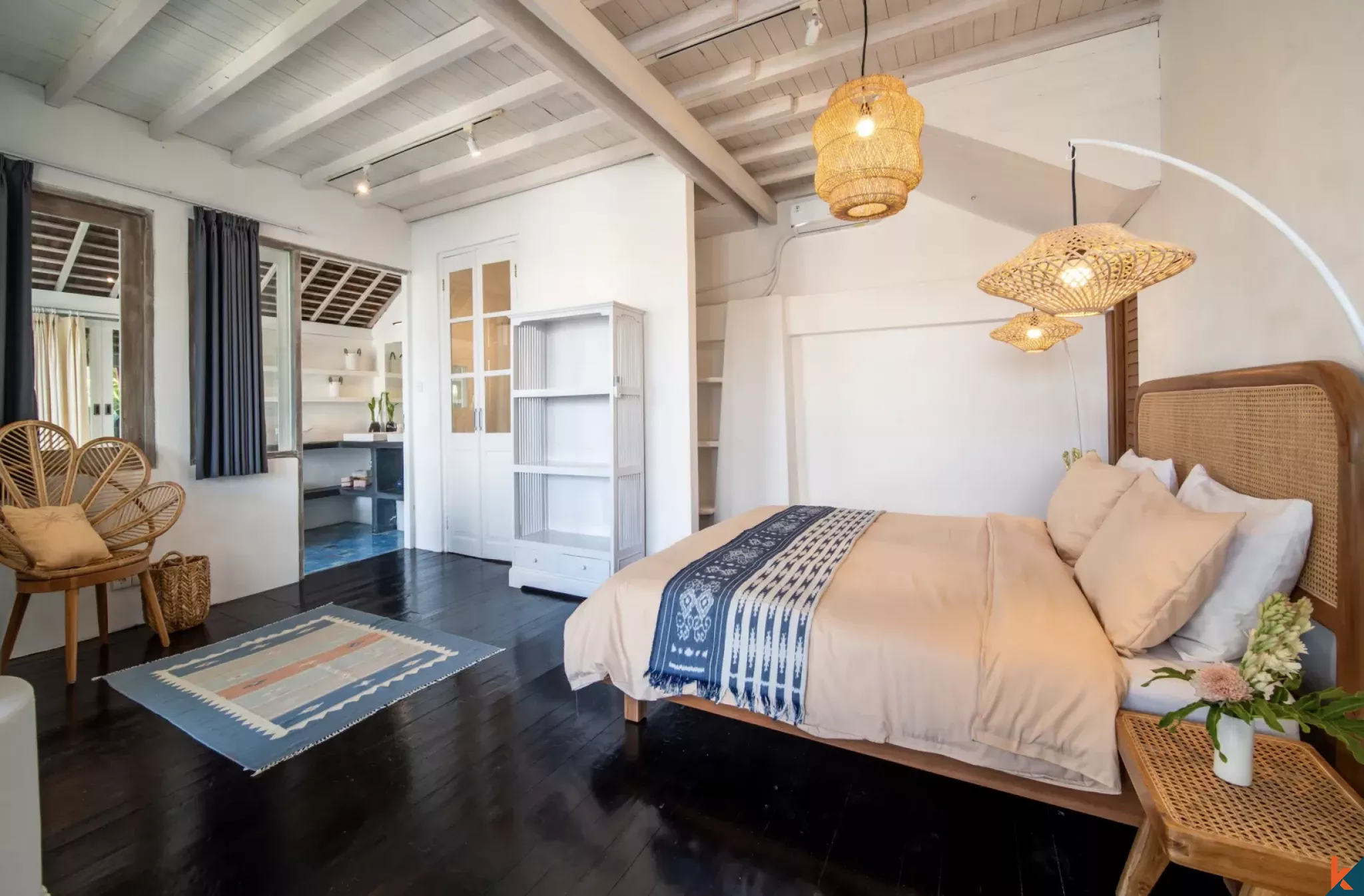 High-End Five Bedroom Leasehold Villa Overlooking Rice Fields in Berawa