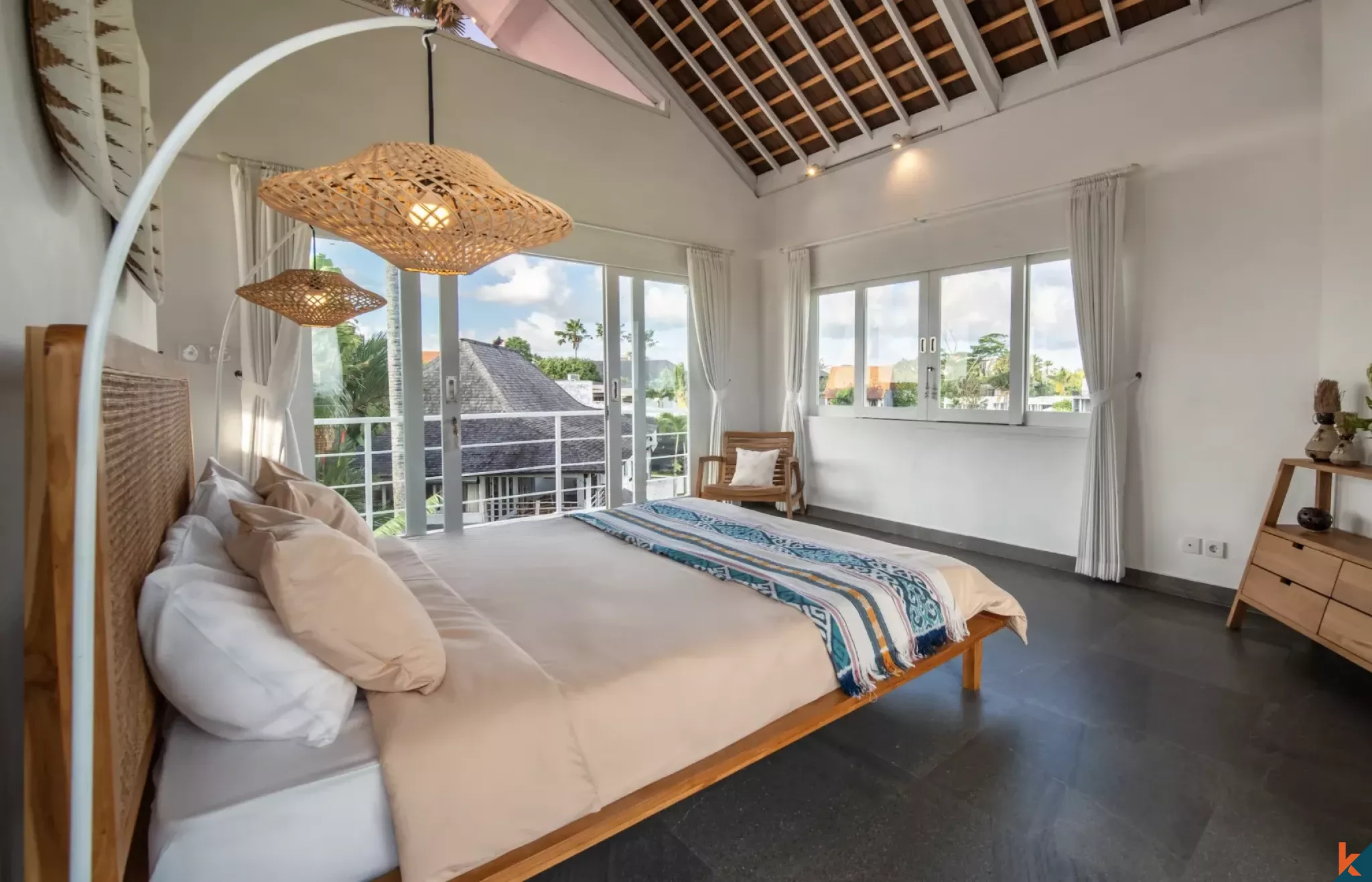 High-End Five Bedroom Leasehold Villa Overlooking Rice Fields in Berawa