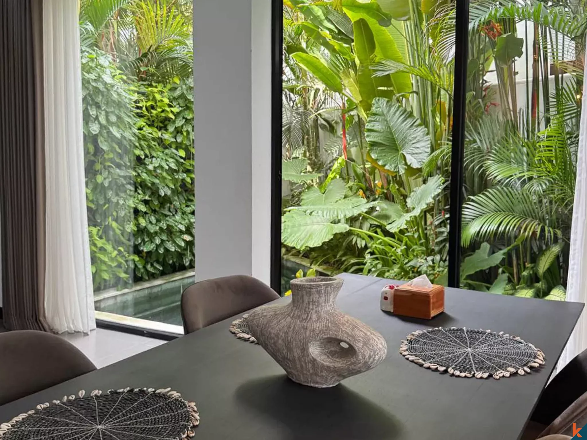 Villa Sewa Tiga Kamar Tidur yang Indah di Umalas