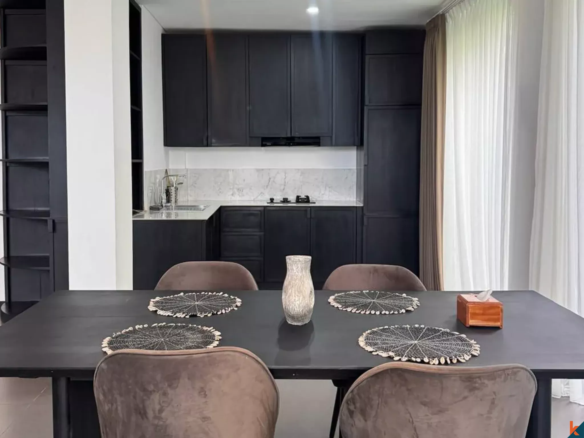 Villa Sewa Tiga Kamar Tidur yang Indah di Umalas