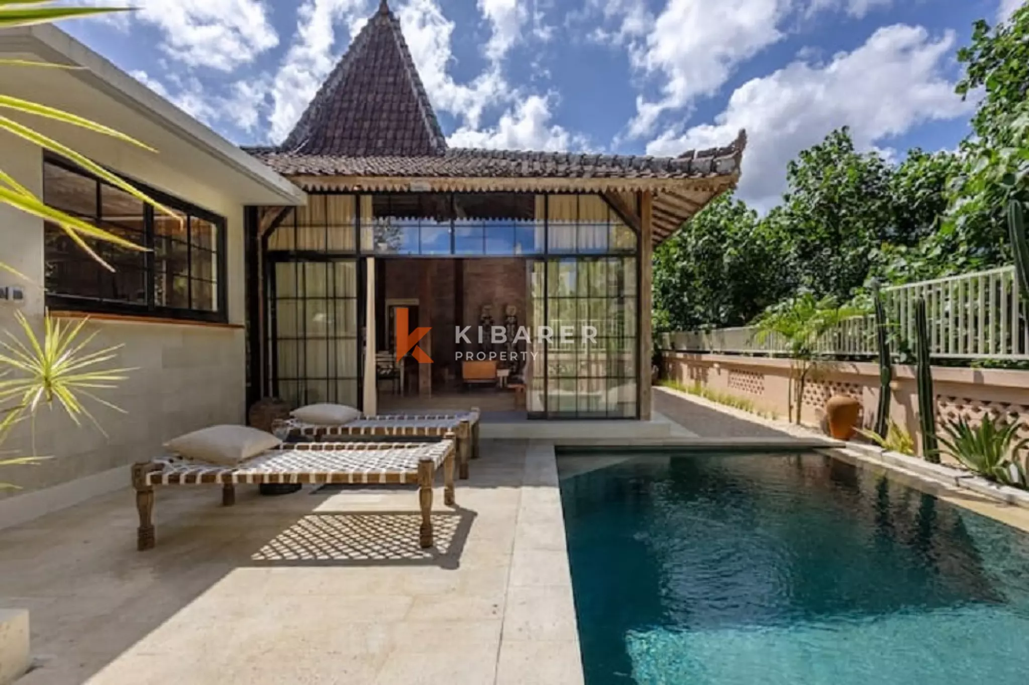 Joglo Elegance Three-Bedrooms Enclosed Living Villa in Pererenan