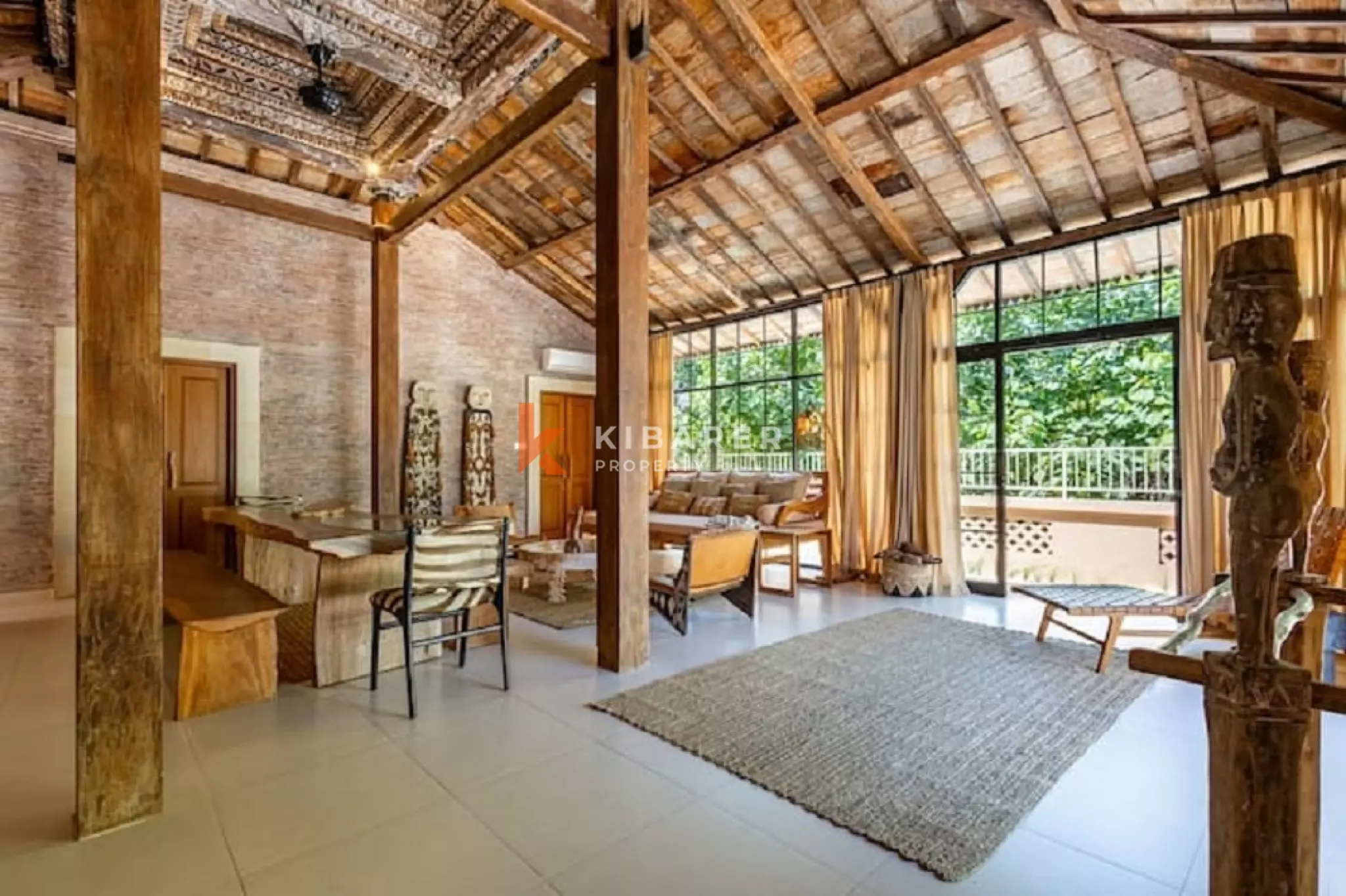 Joglo Elegance Three-Bedrooms Enclosed Living Villa in Pererenan