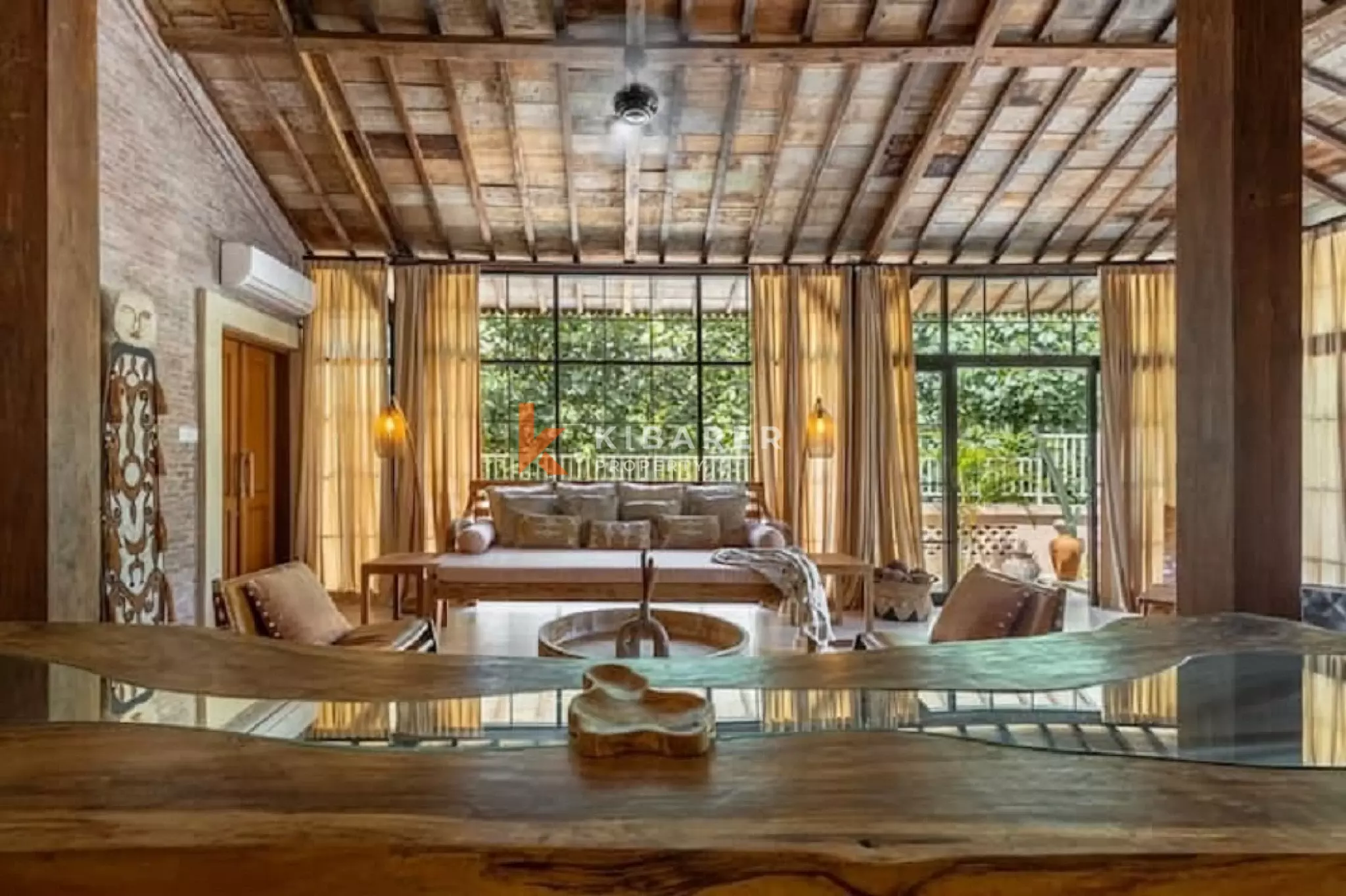 Joglo Elegance Three-Bedrooms Enclosed Living Villa in Pererenan