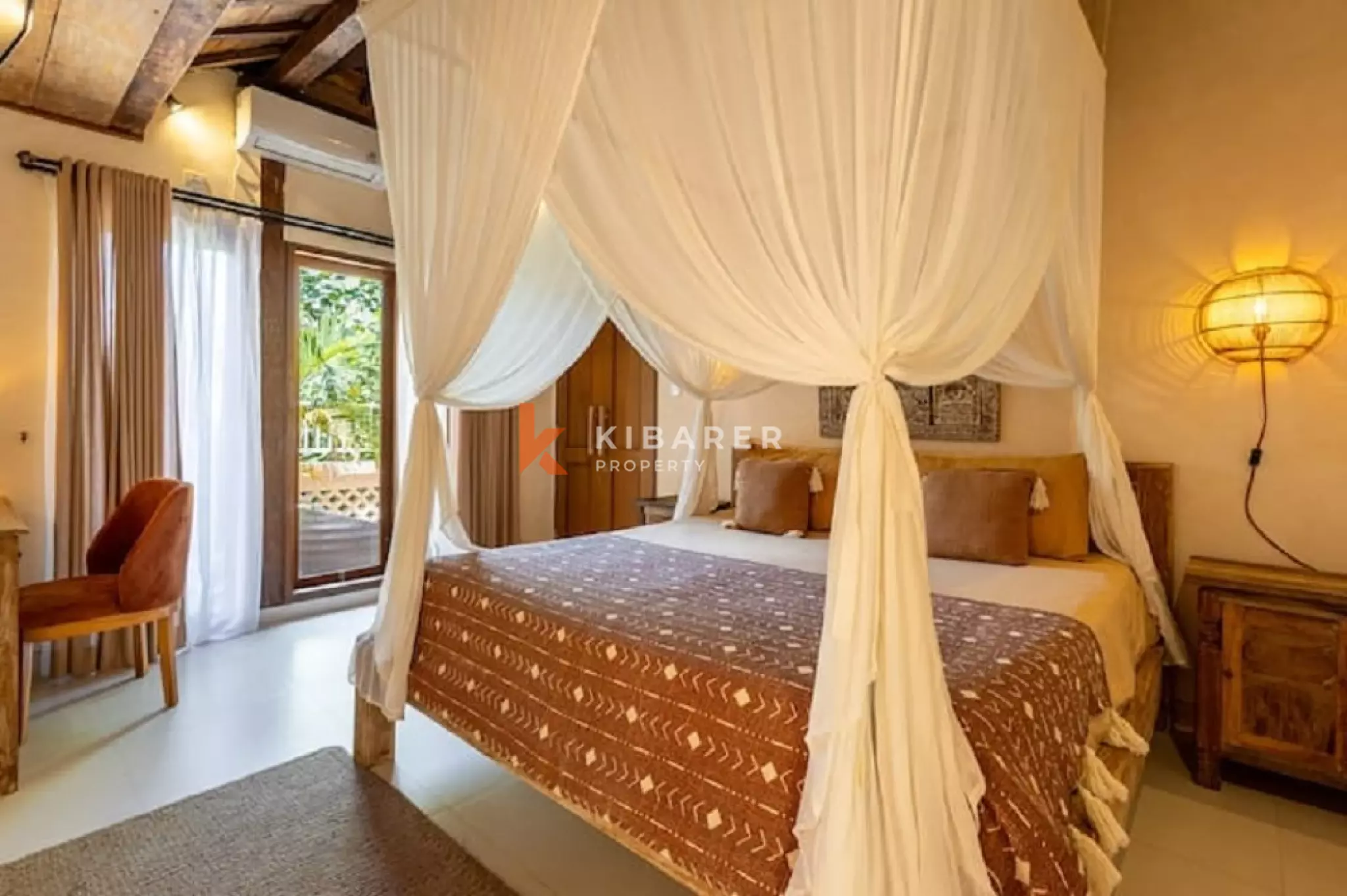 Joglo Elegance Three-Bedrooms Enclosed Living Villa in Pererenan