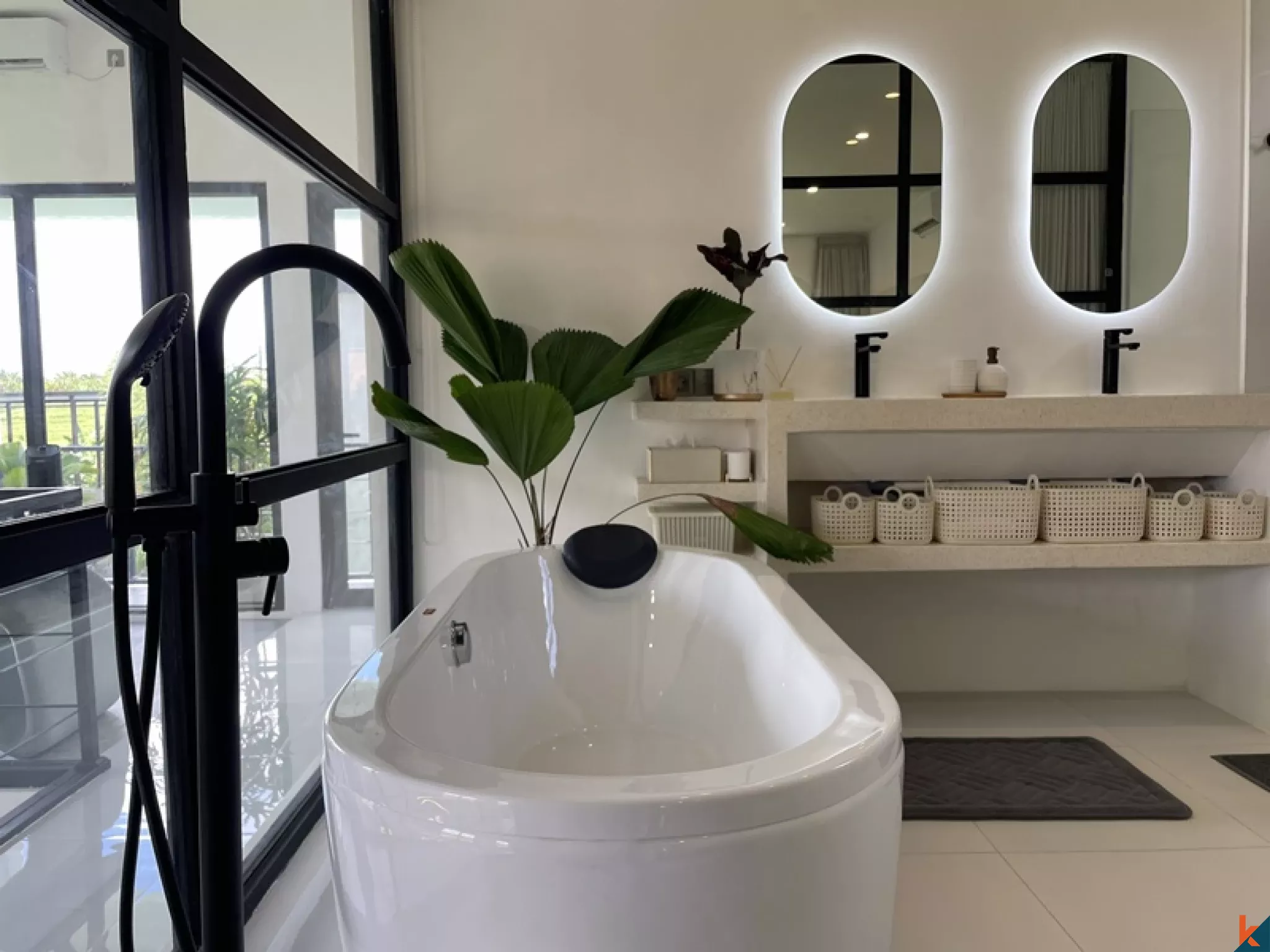 Hidden 2BR Modern Villa with Rooftop, Pool & Rice Field Views