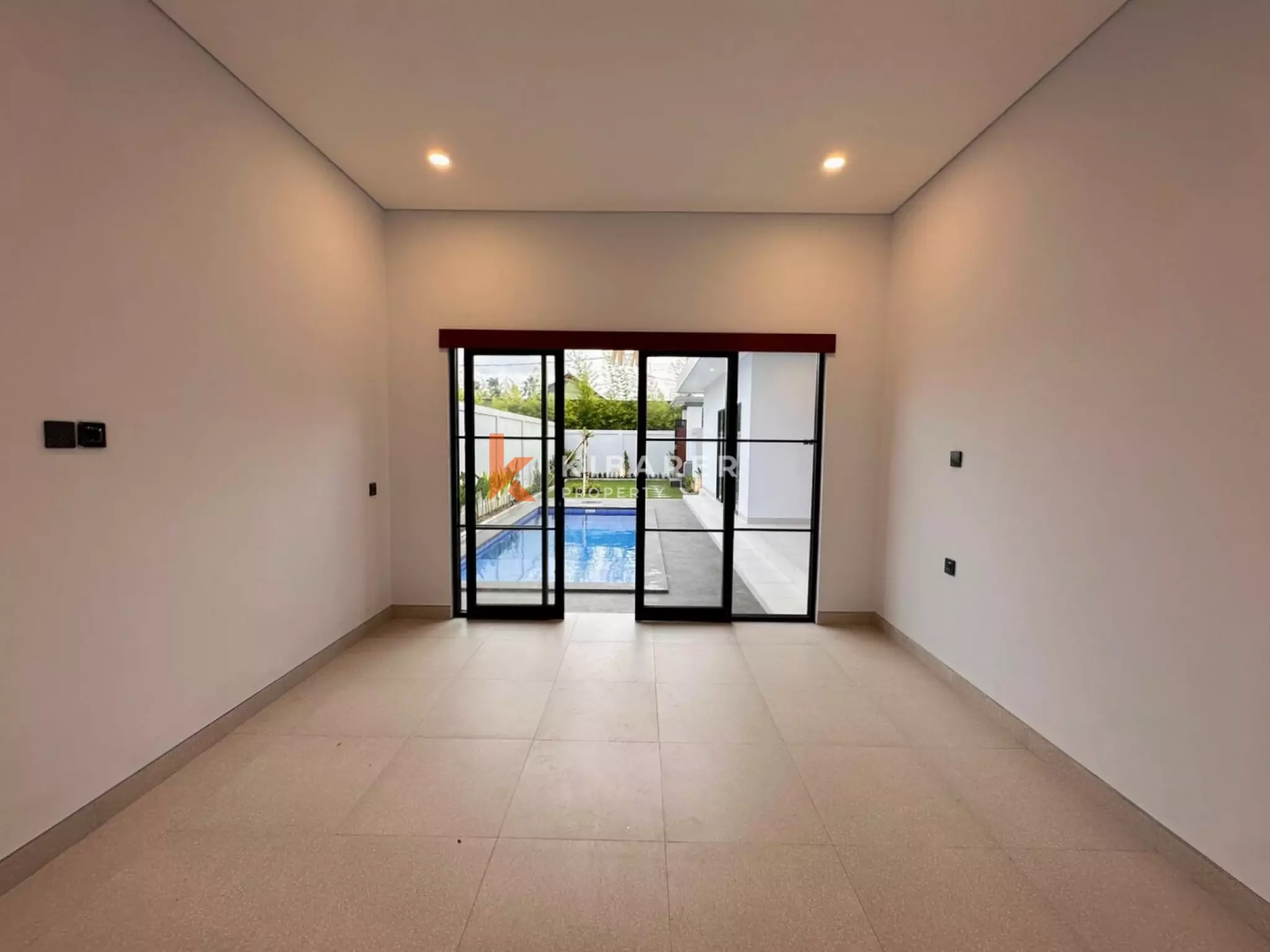 Bright and Spacious Three Bedroom Unfurnished Villa in Umalas