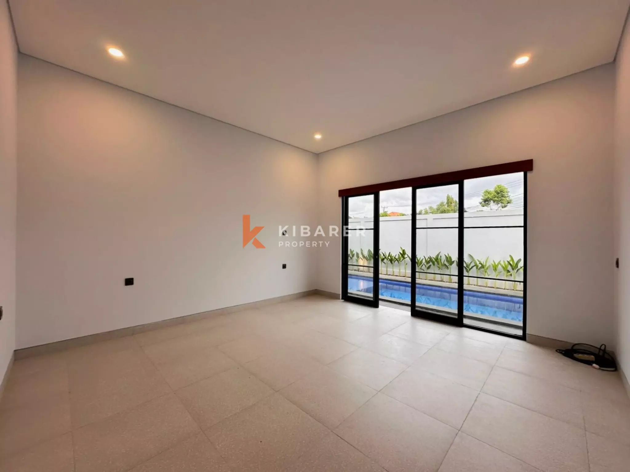 Bright and Spacious Three Bedroom Unfurnished Villa in Umalas