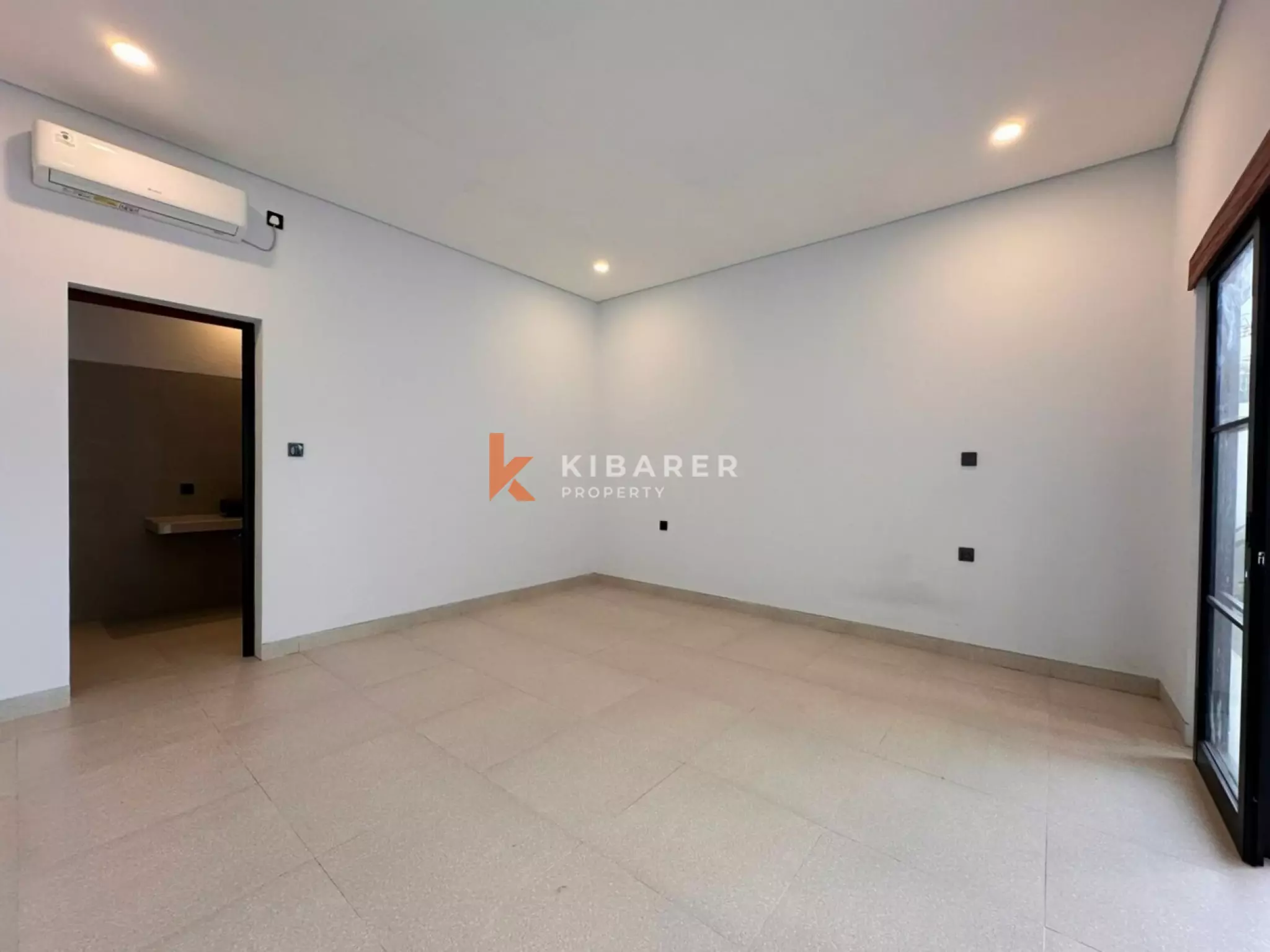 Bright and Spacious Three Bedroom Unfurnished Villa in Umalas