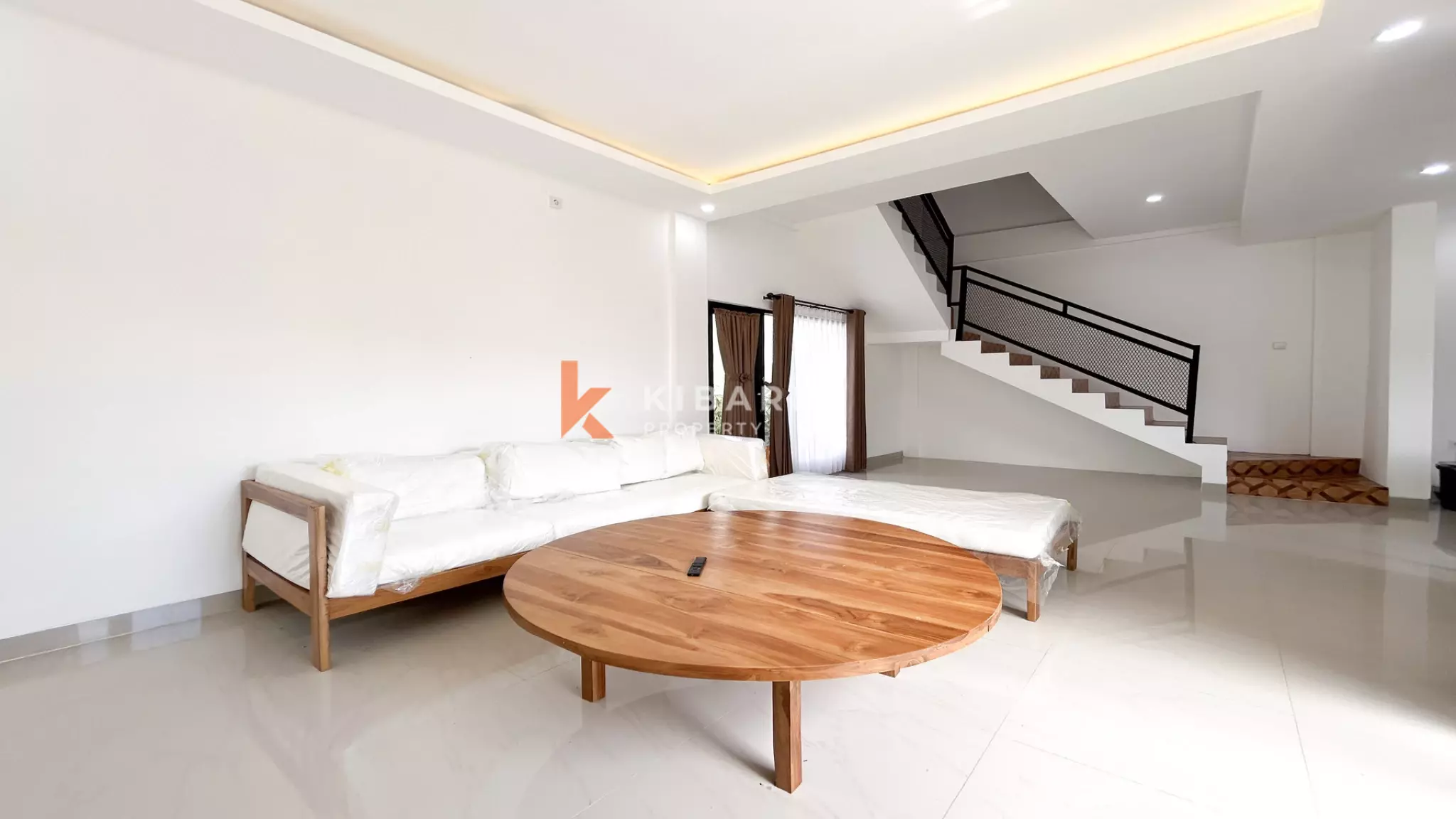 Comfortable Fully Furnished Two-Bedroom Family Villa with Private Pool in Kedungu