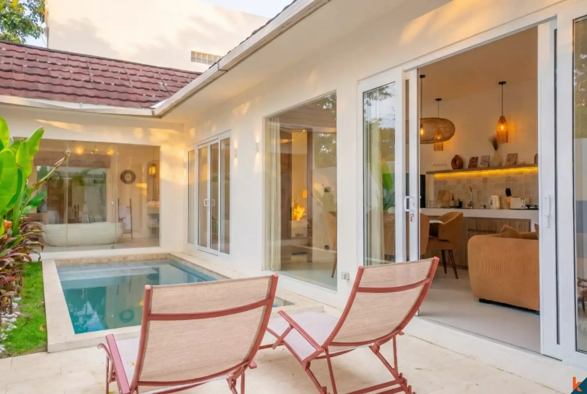 Vila satu kamar tidur bergaya baru dengan kantor di Melasti untuk disewakan