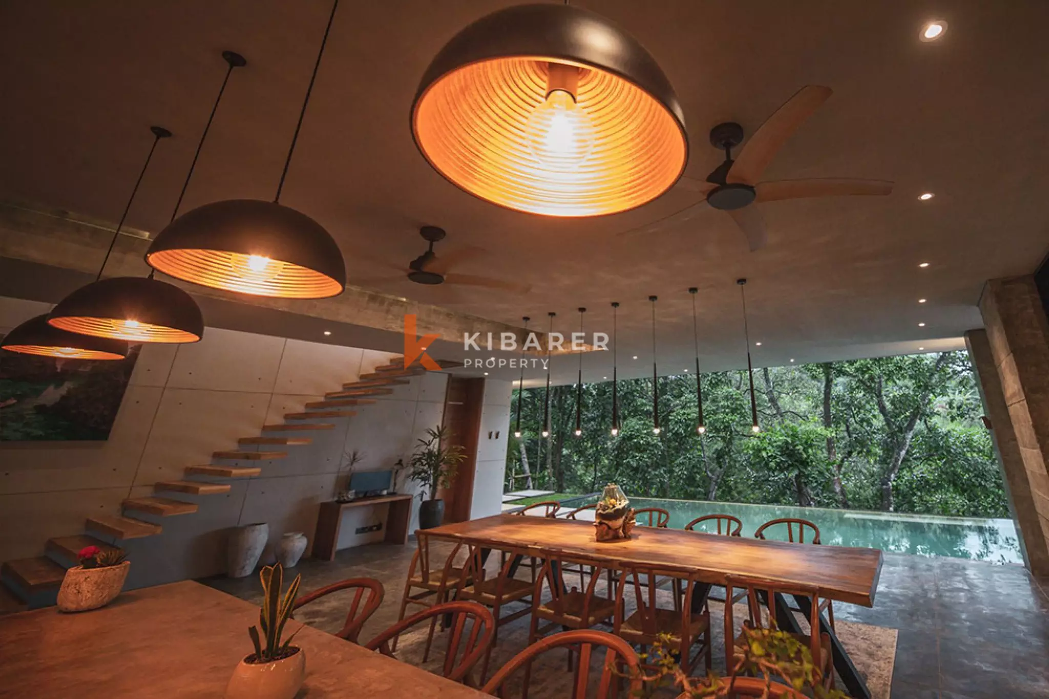 Ultimate Luxy Four Bedroom Villa in Buwit