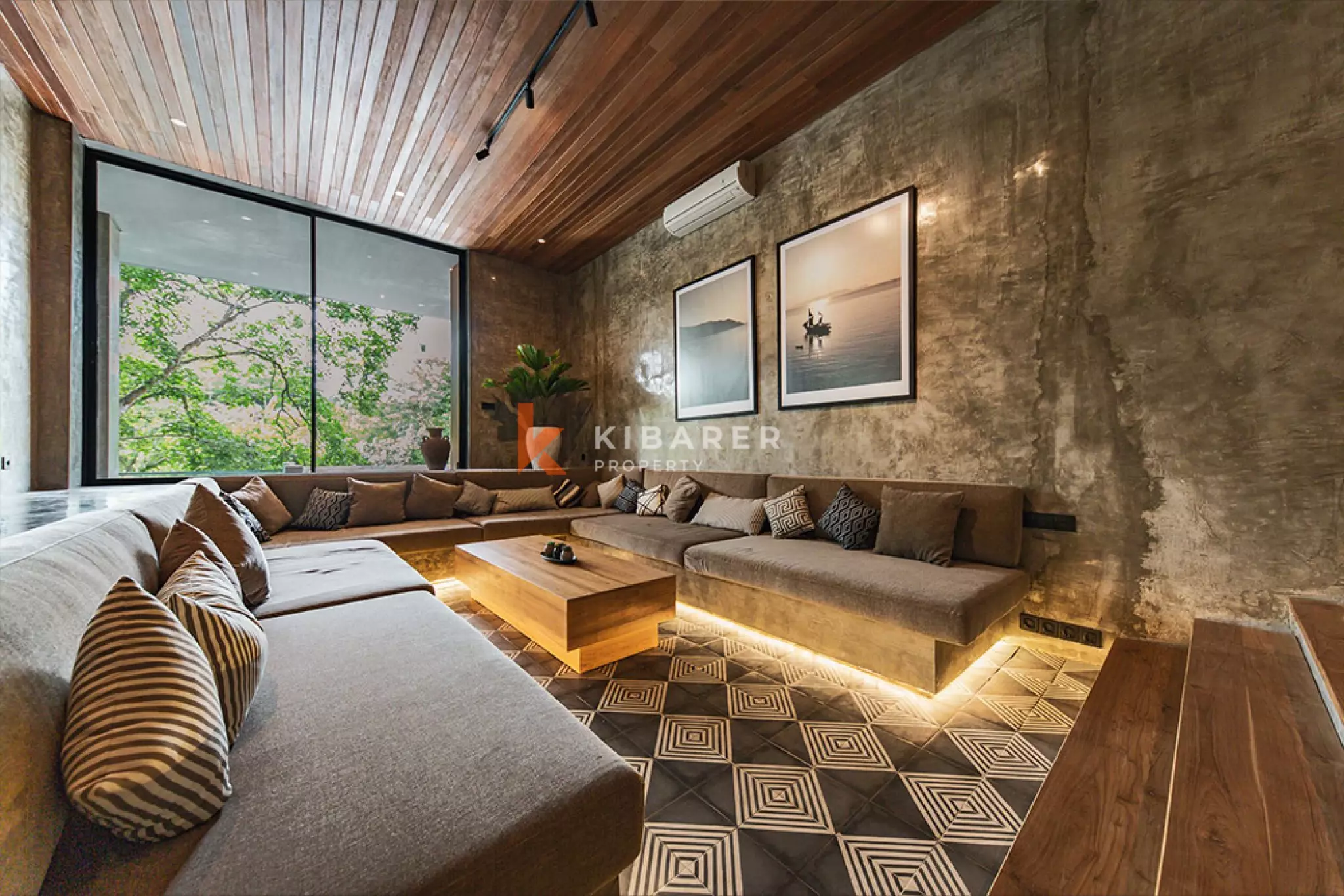 Ultimate Luxy Four Bedroom Villa in Buwit