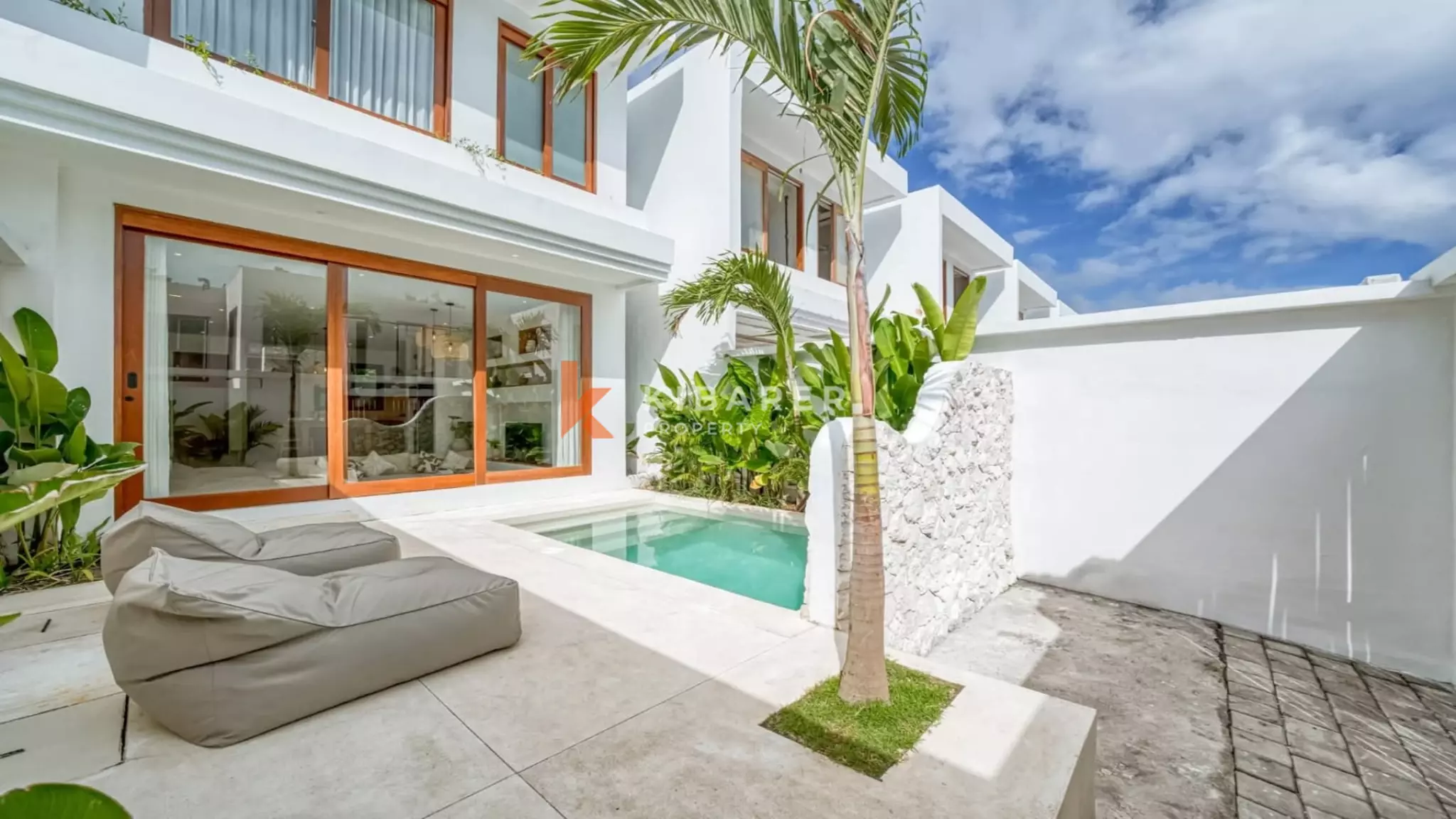 Chic Sunken Lounge Two-Bedroom Villa in Uluwatu