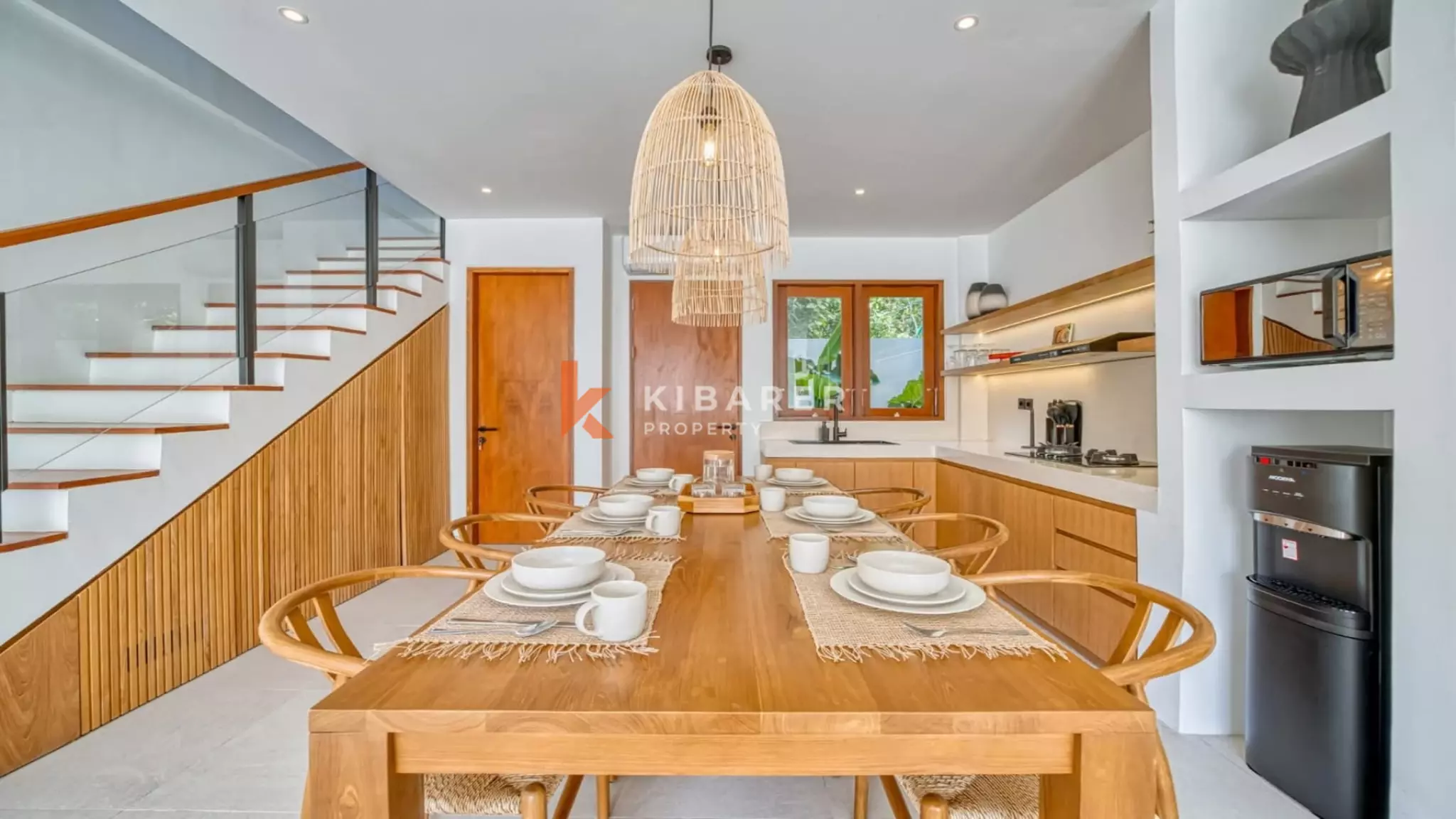 Chic Sunken Lounge Two-Bedroom Villa in Uluwatu