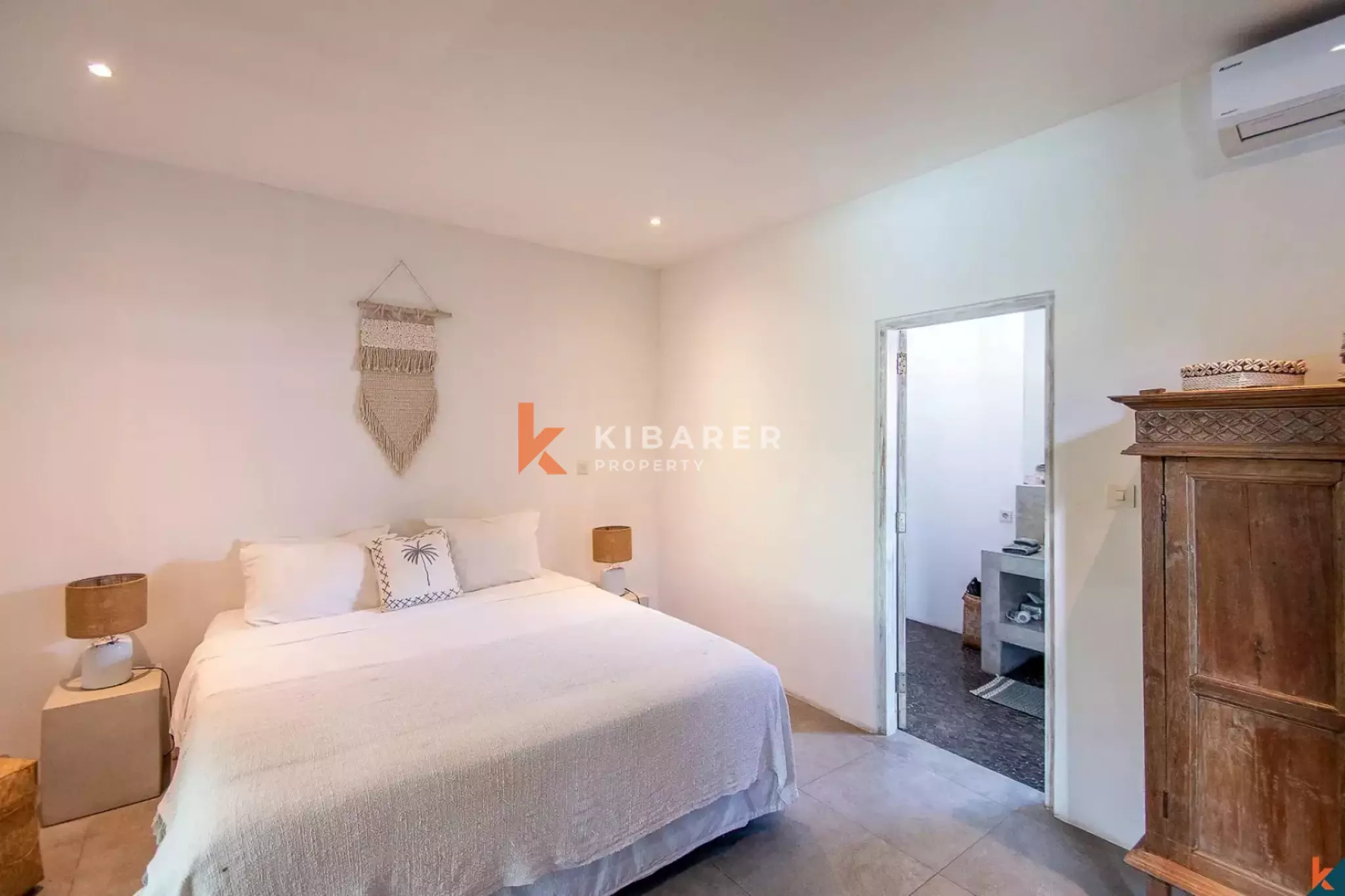 Island Living at Its Finest – Three Bedroom Garden Villa in Batu Belig