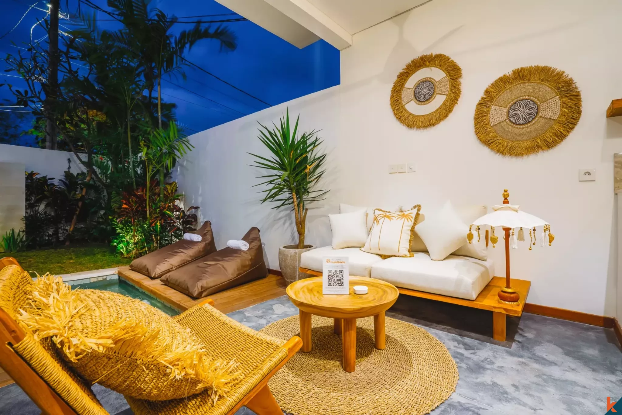 Villa Pribadi dengan Satu Kamar Tidur Berjarak Jalan Kaki ke Pantai Nyanyi