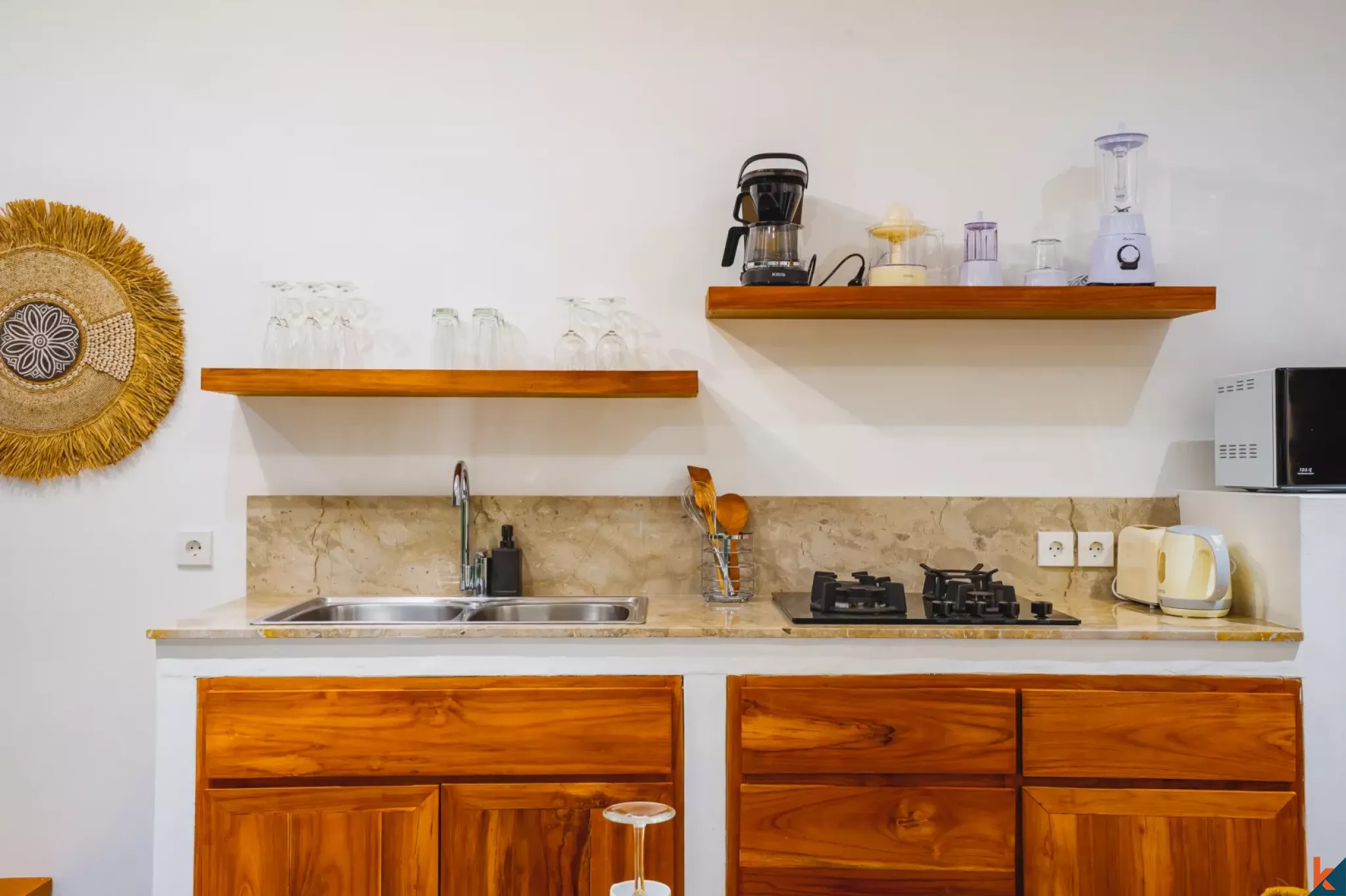 Villa Pribadi dengan Satu Kamar Tidur Berjarak Jalan Kaki ke Pantai Nyanyi