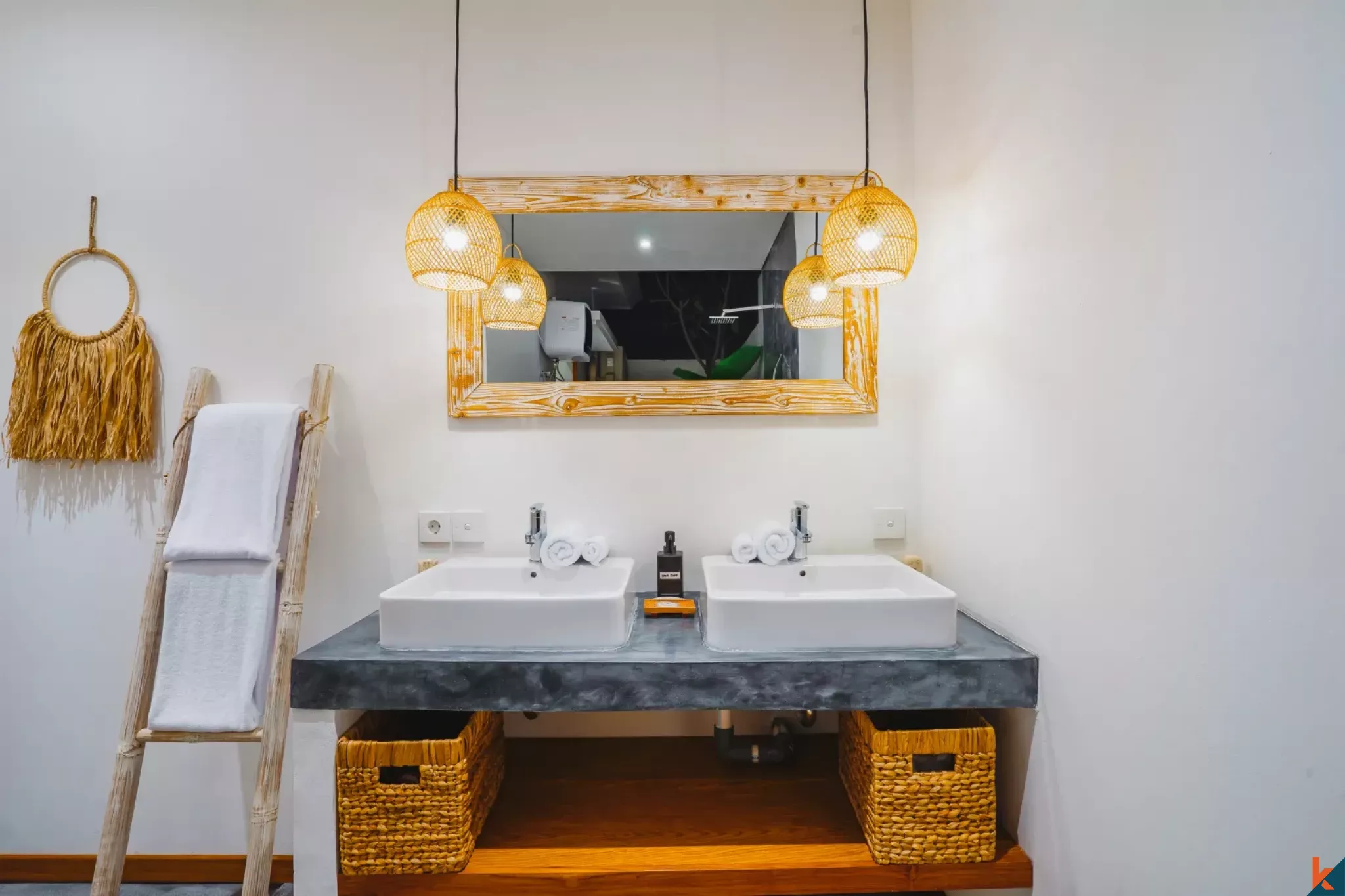 Villa Pribadi dengan Satu Kamar Tidur Berjarak Jalan Kaki ke Pantai Nyanyi