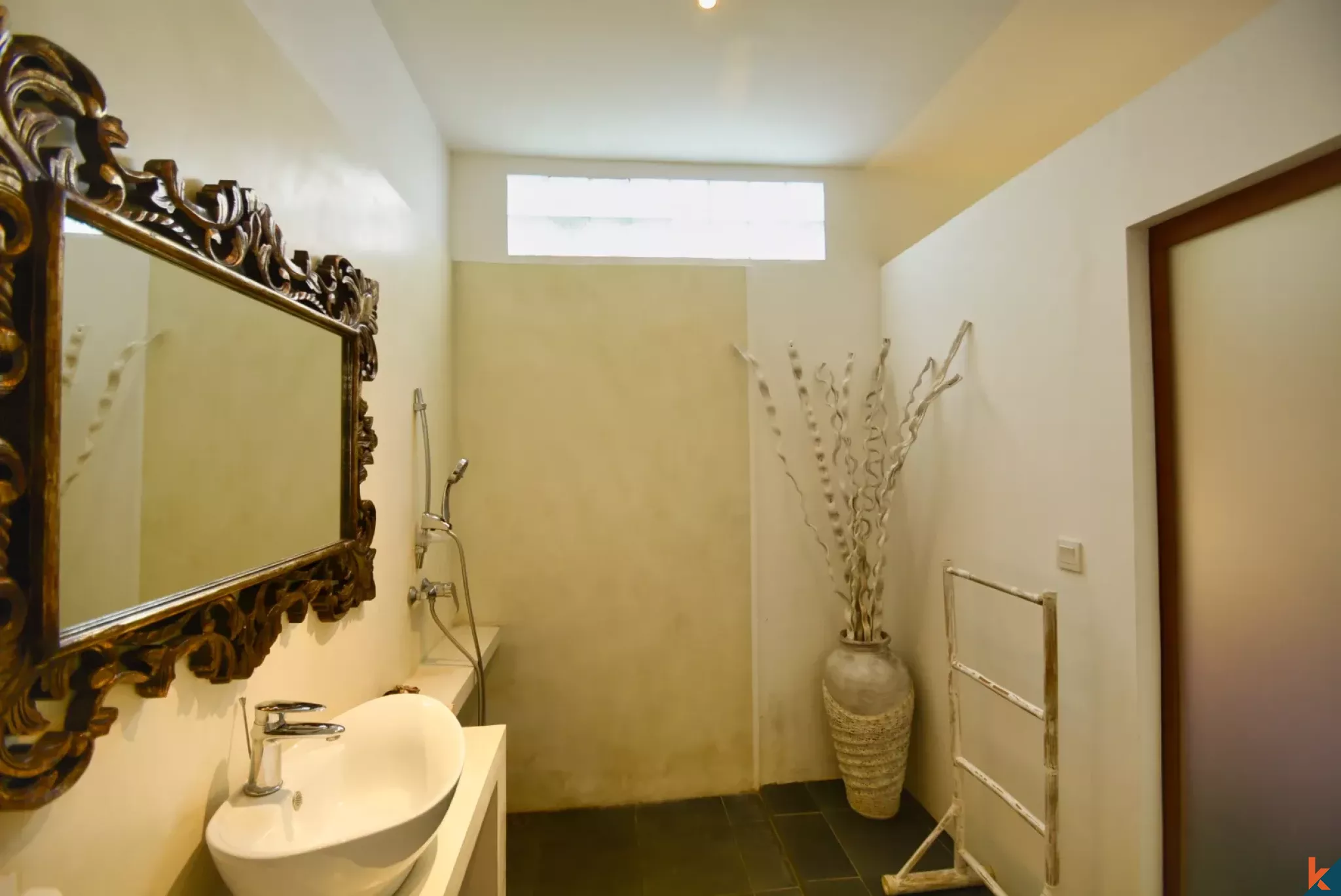 Properti Sewa Tiga Kamar Tidur yang Nyaman di Kawasan Kerobokan