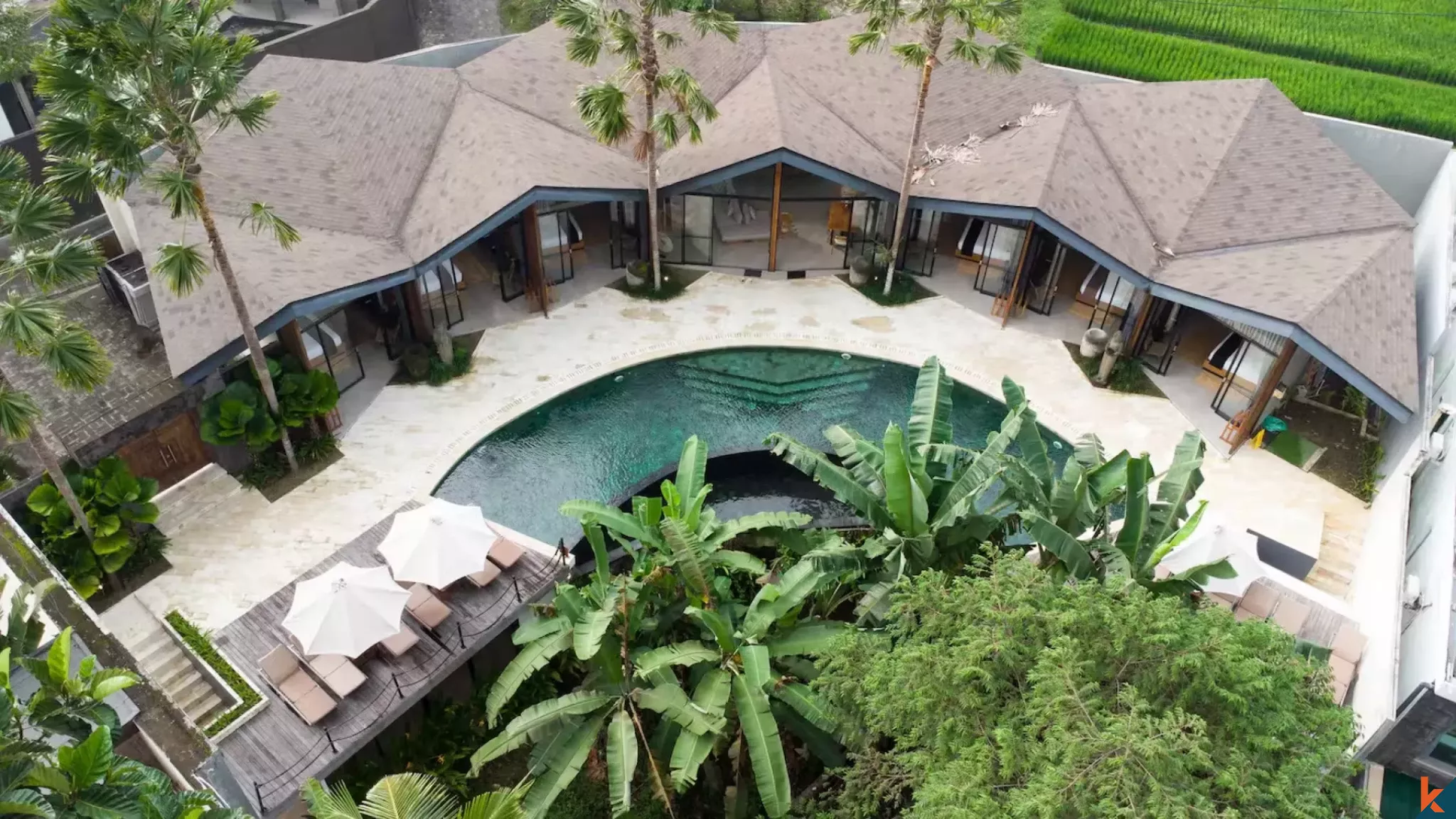 Properti Sewa Berkelas dengan 6 Kamar Tidur dan Pemandangan Hutan di Ubud - Mas