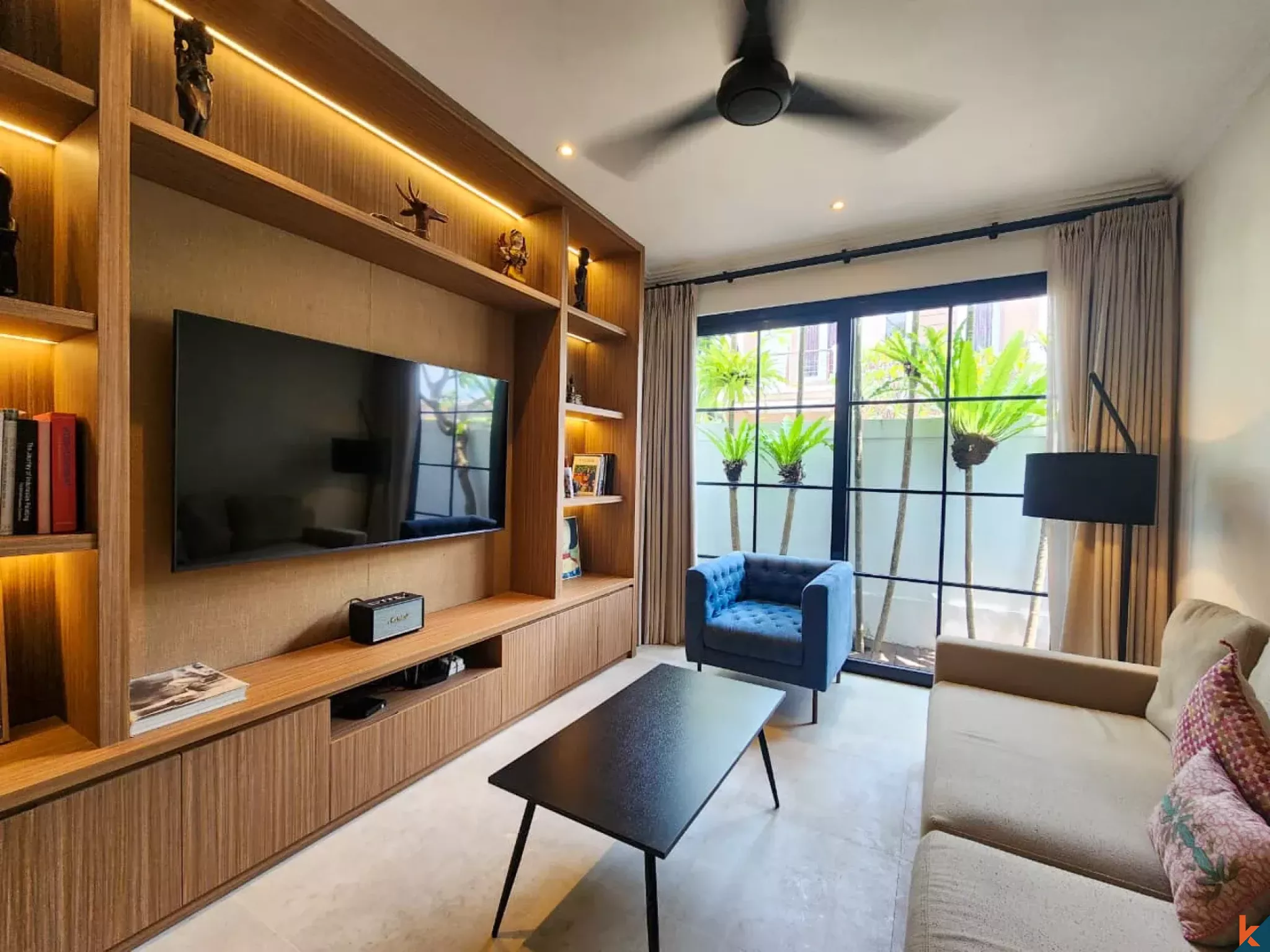 Villa Townhouse Modern Tiga Kamar Tidur Dijual di Seminyak