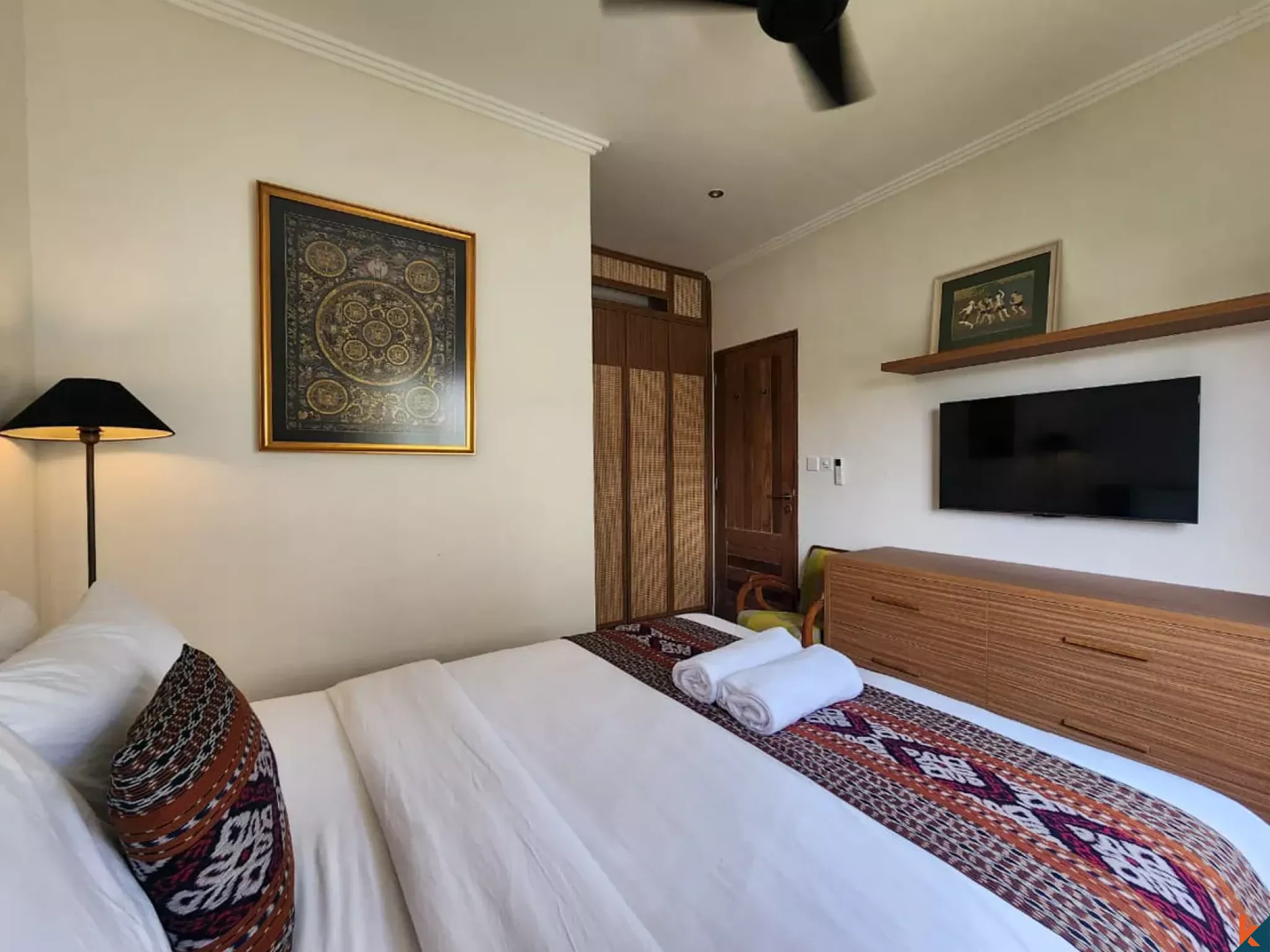 Villa Townhouse Modern Tiga Kamar Tidur Dijual di Seminyak