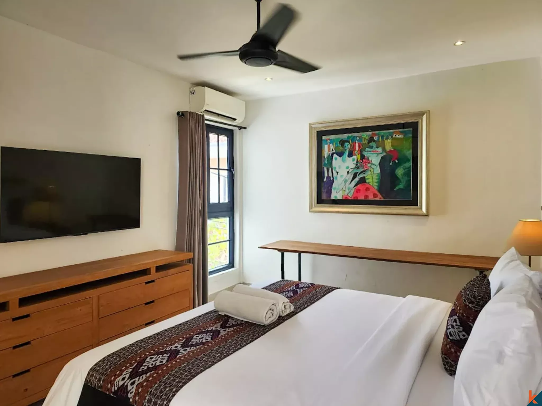 Villa Townhouse Modern Tiga Kamar Tidur Dijual di Seminyak