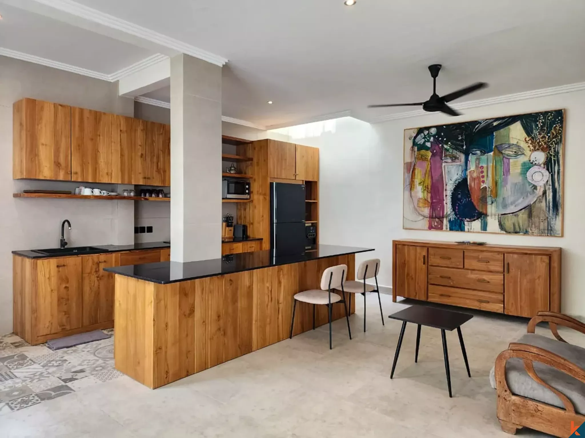 Villa Townhouse Modern Tiga Kamar Tidur Dijual di Seminyak