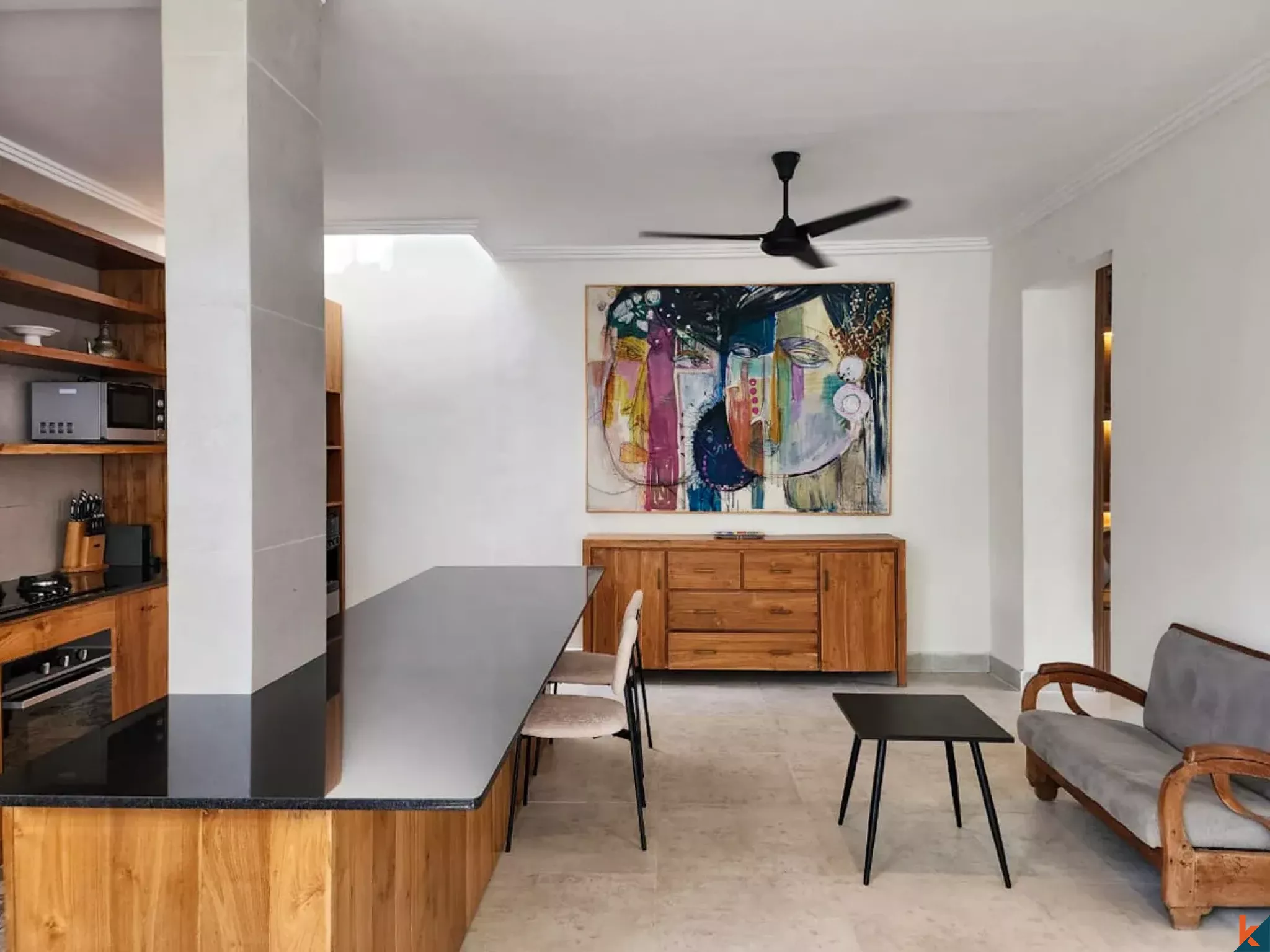 Villa Townhouse Modern Tiga Kamar Tidur Dijual di Seminyak