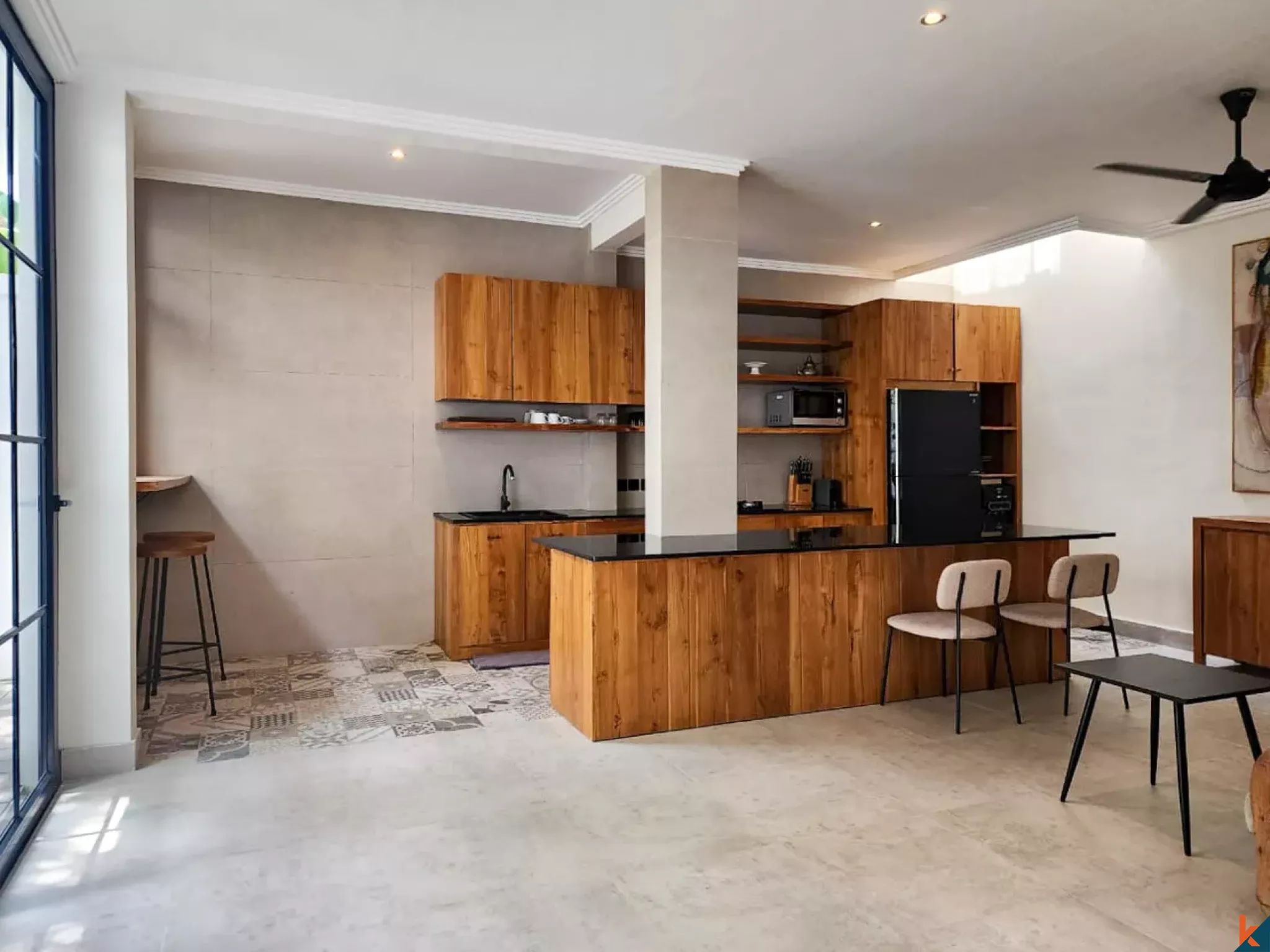 Villa Townhouse Modern Tiga Kamar Tidur Dijual di Seminyak