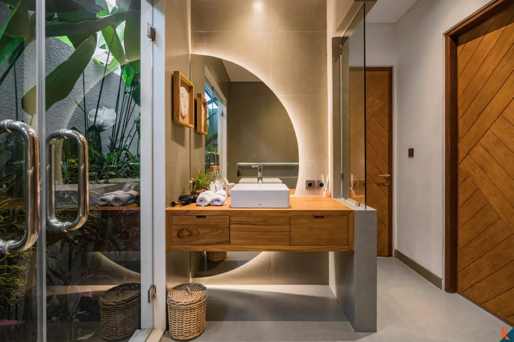 Modern and Exquisite Three Bedroom Investment Leasehold Property in Ubud - Singakerta